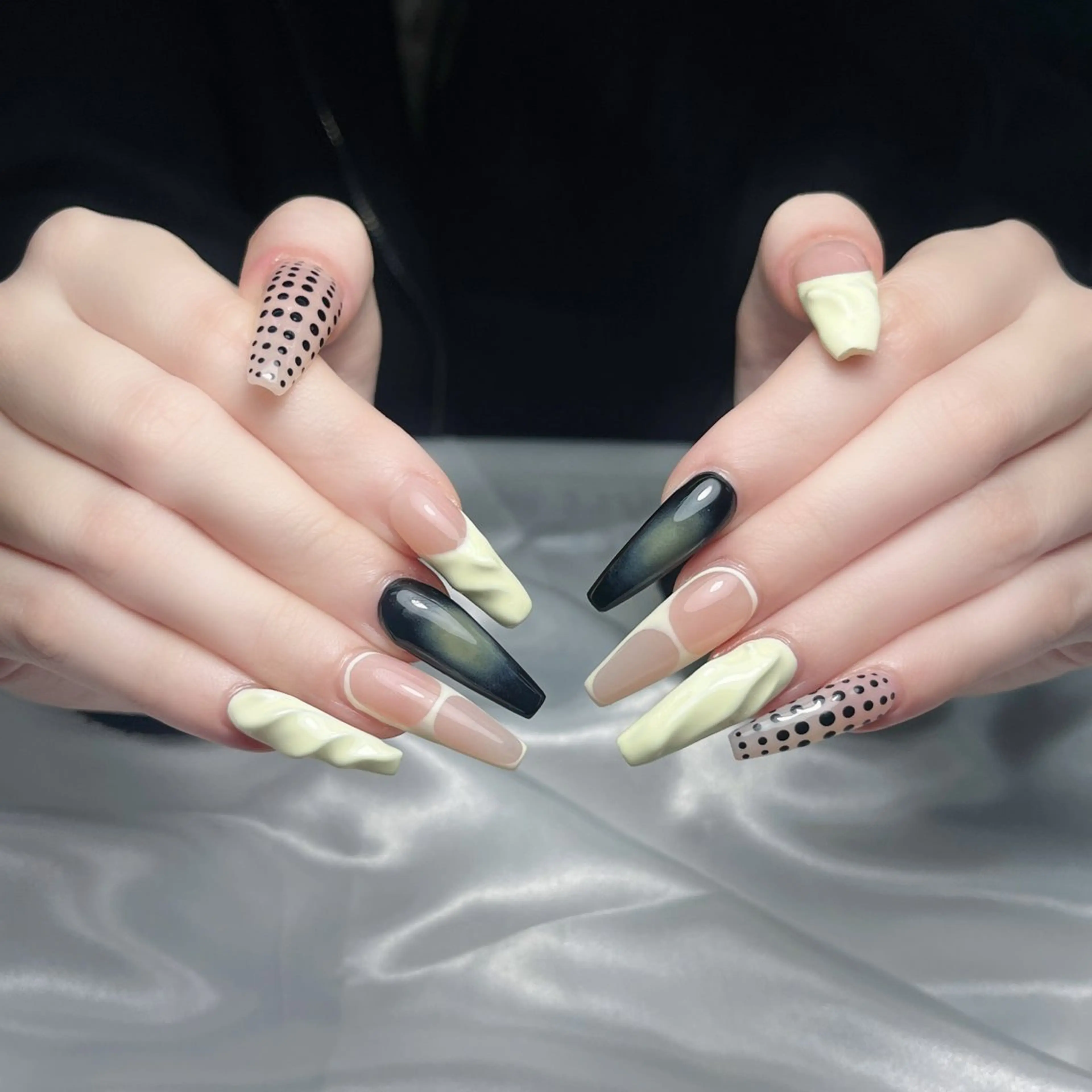 ネイル ハンドネイル ハンドケア ちごみ Novaのネイルデザイン