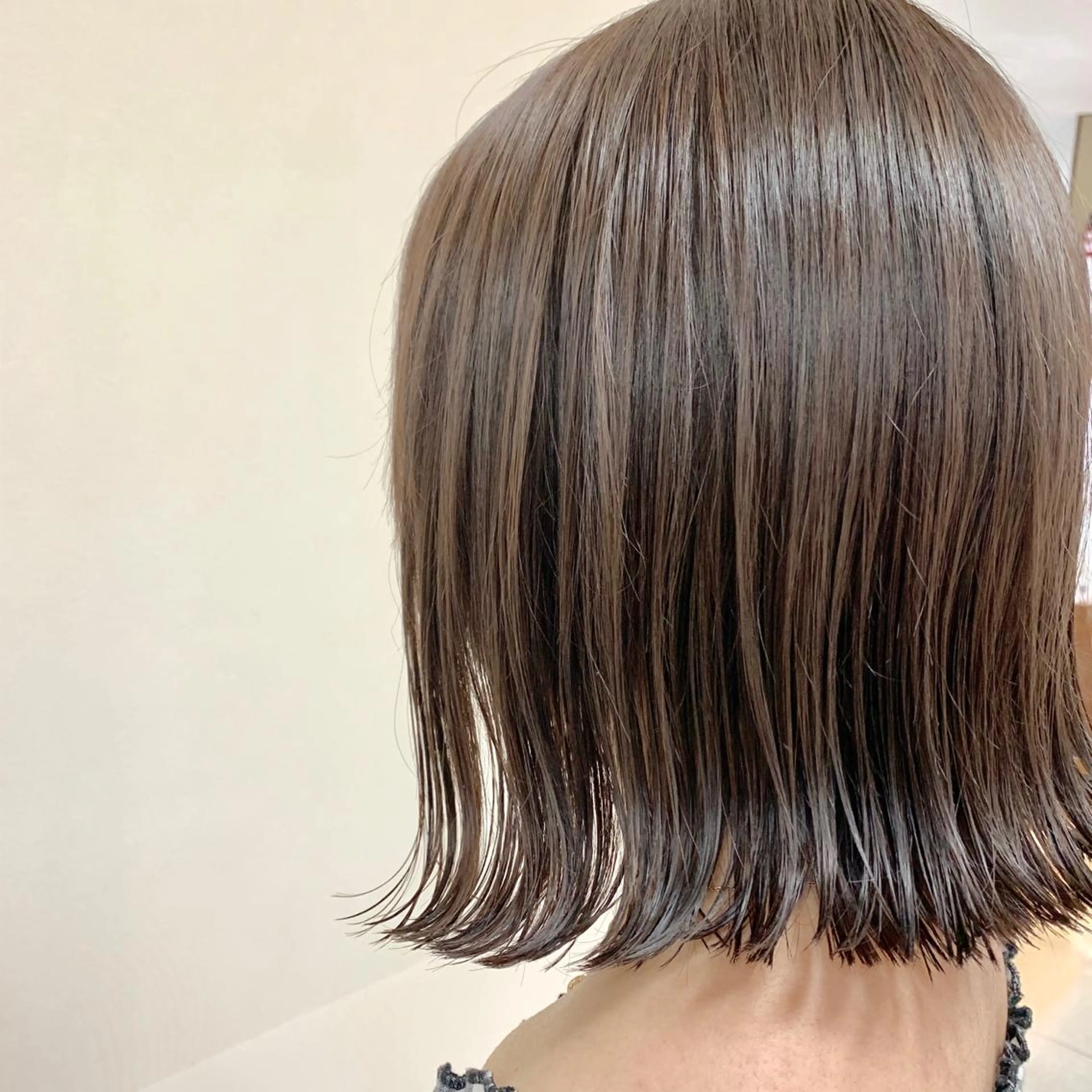 ミディアム カラー ヘアアレンジ カット ヘアカラー トリートメント 【Sweep】おじま のぞみのヘアスタイル