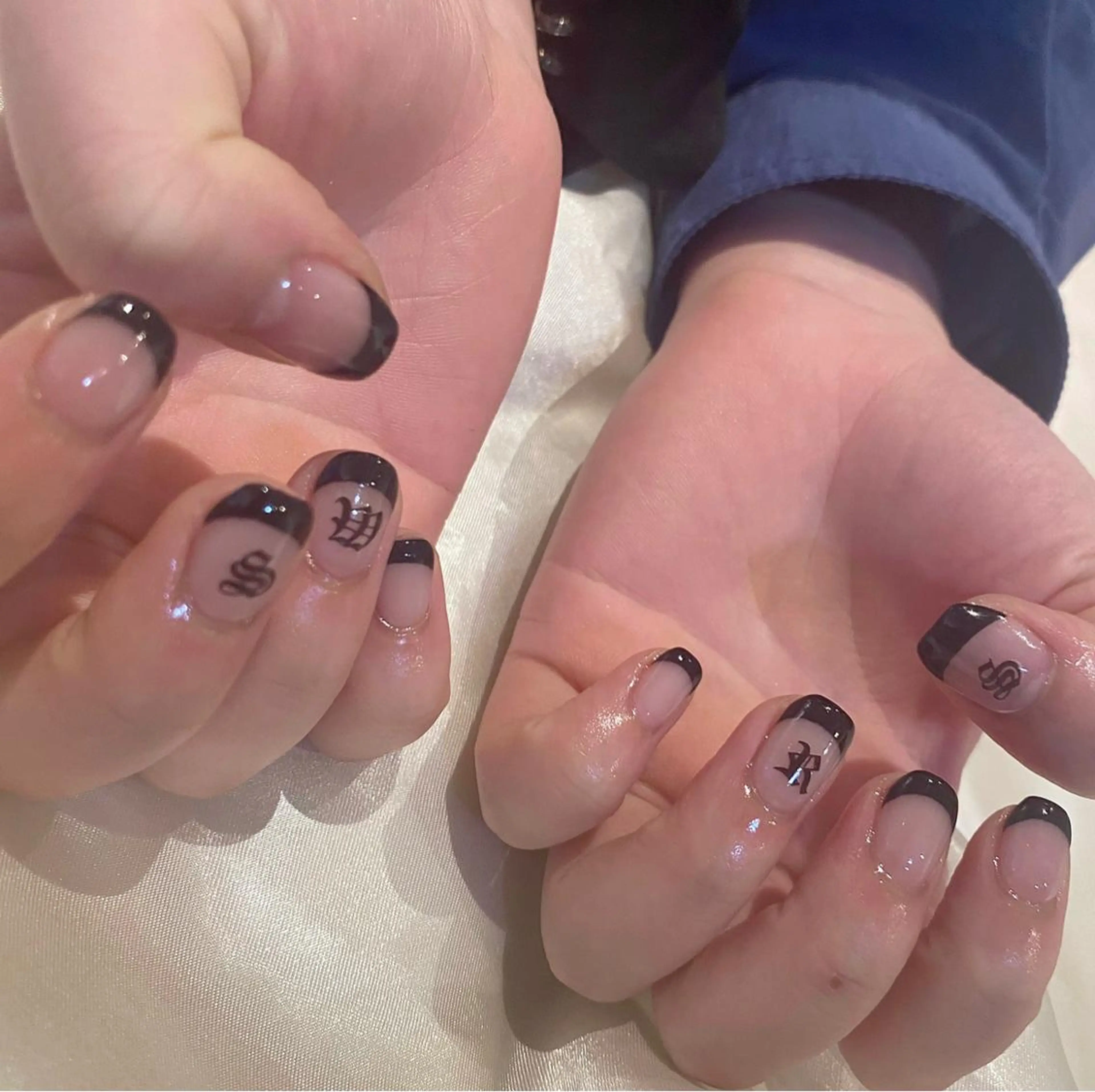 ネイル ೀガーリーネイル あかぎしおりのネイルデザイン