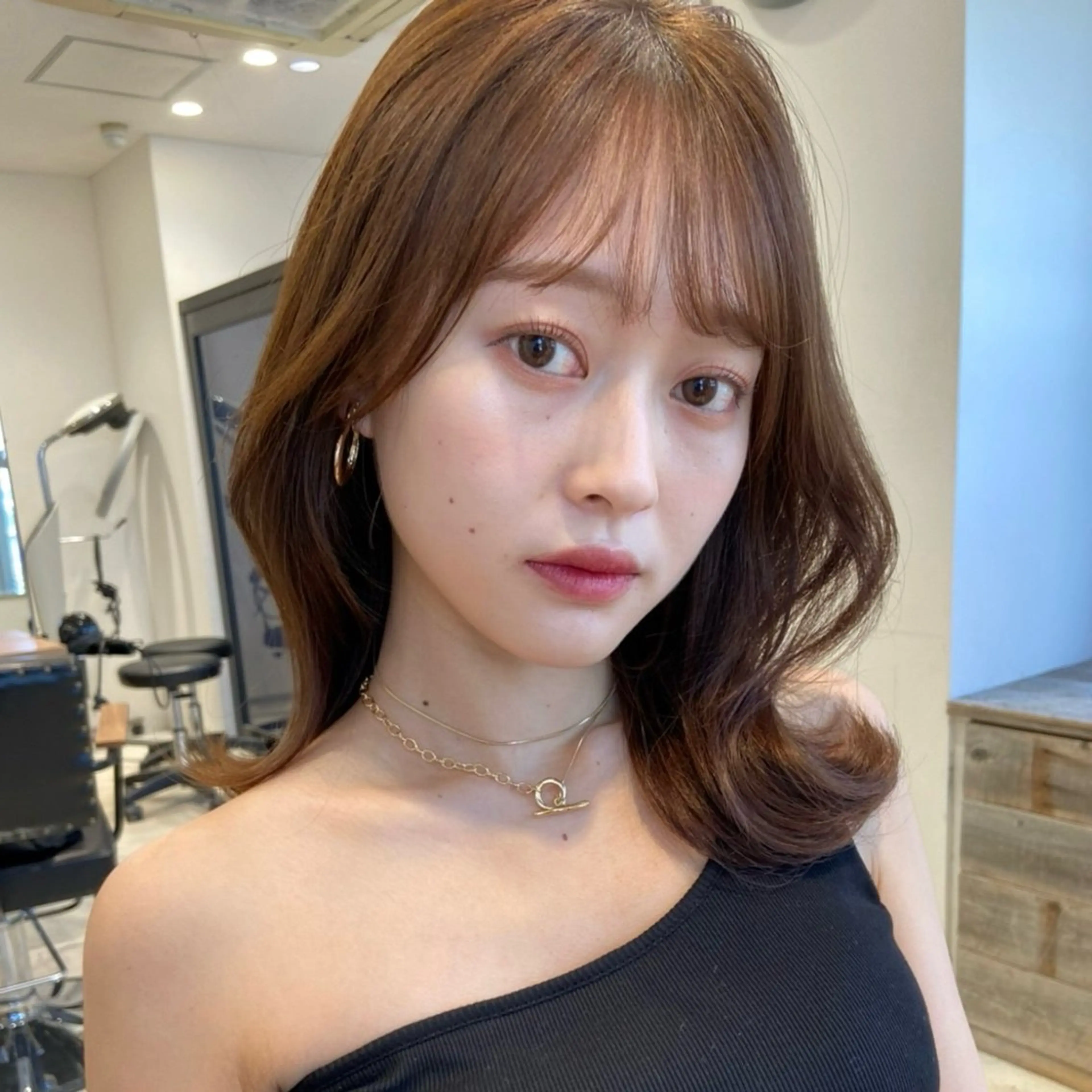 ミディアム カラー ベージュカラー くびれヘア カット トリートメント IVY所属・髪質改善/韓国ヘア 顔まわり特化yutoのヘアスタイル