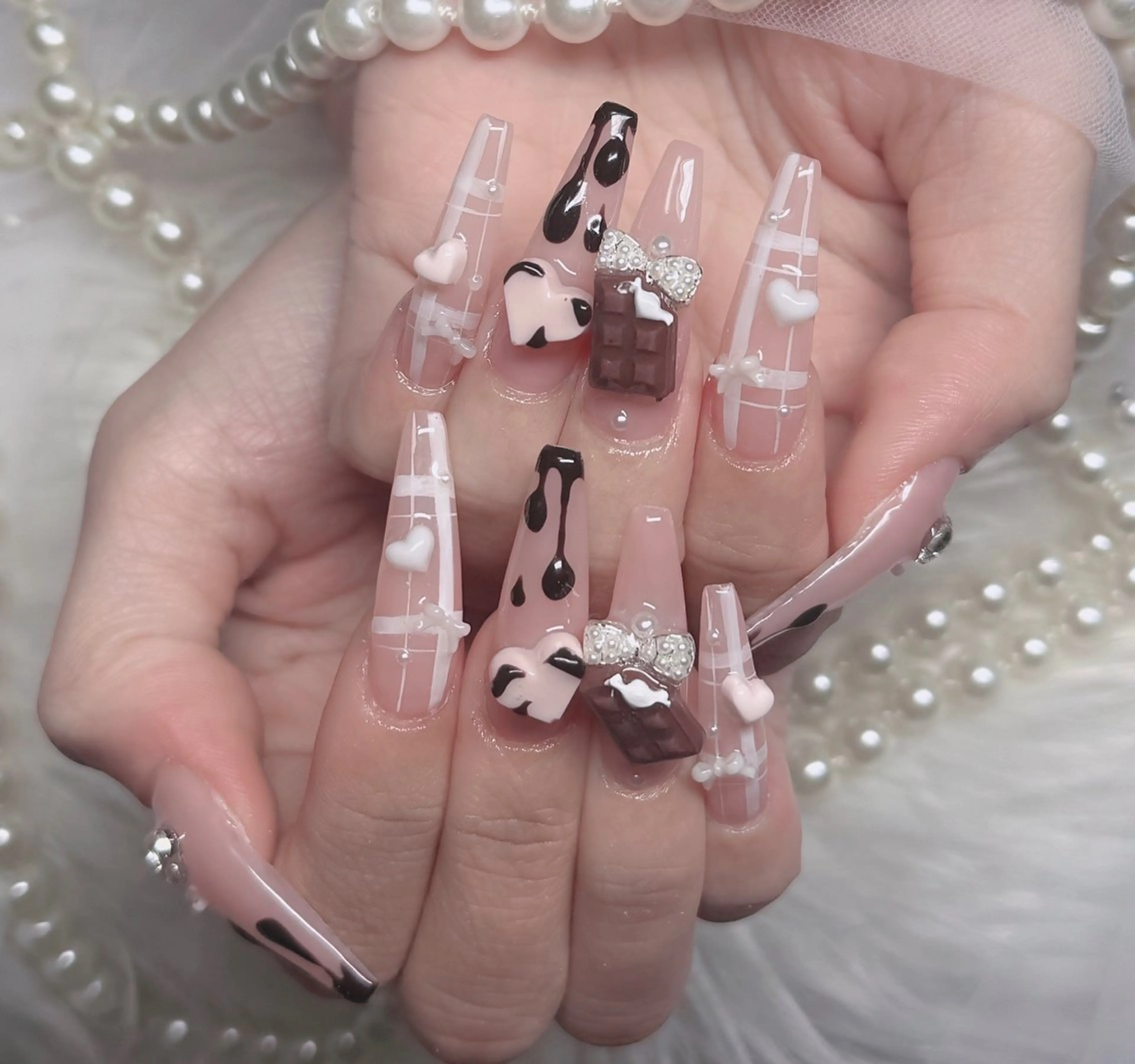 ネイル オーロラネイル フレンチネイル ジェルネイル ハロウィン 韓国ネイル ハンドネイル H.baby Nail Salonのネイルデザイン