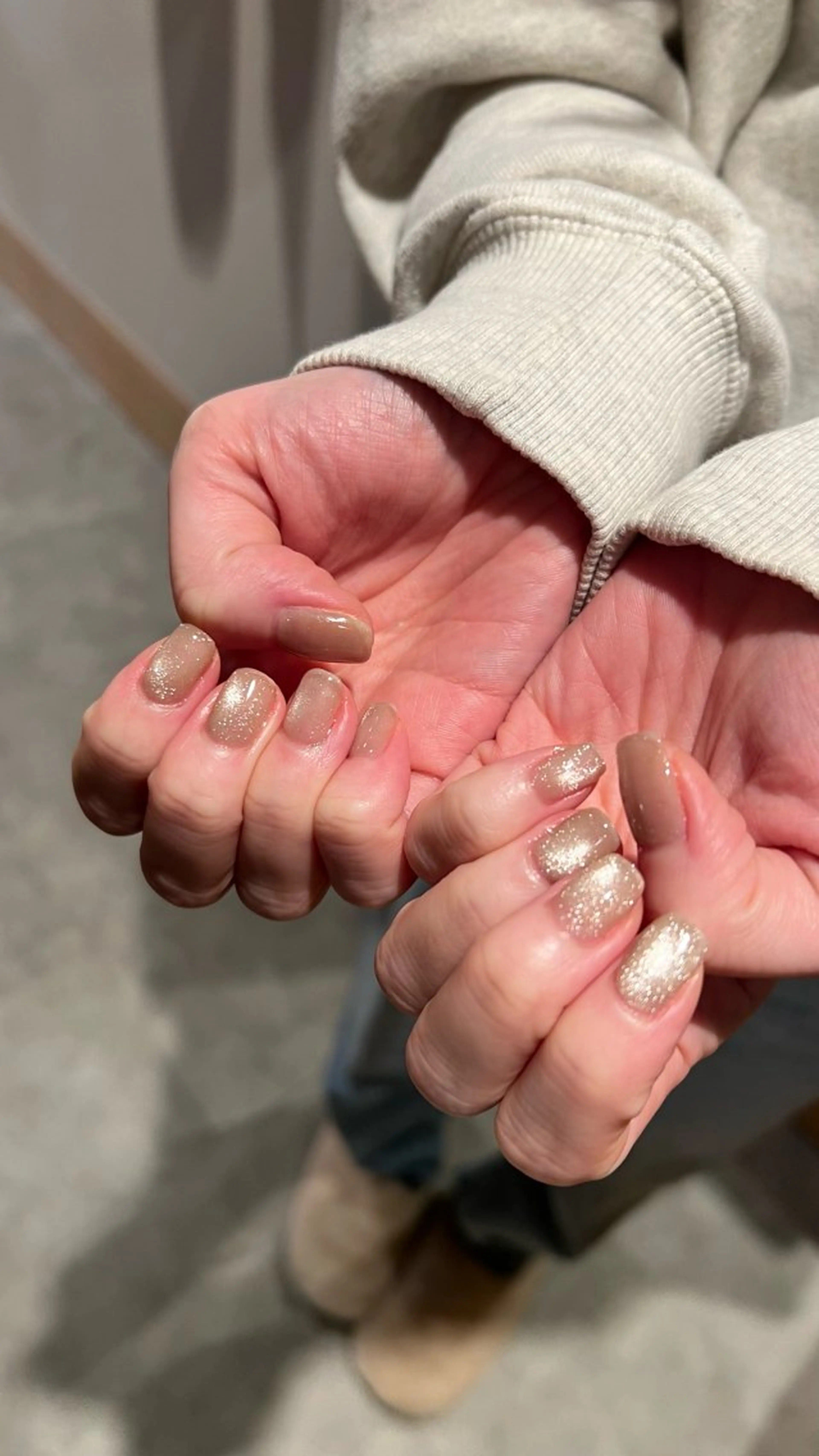 【オフ込み】HAND | マグネット・フラッシュ・ミラーの写真