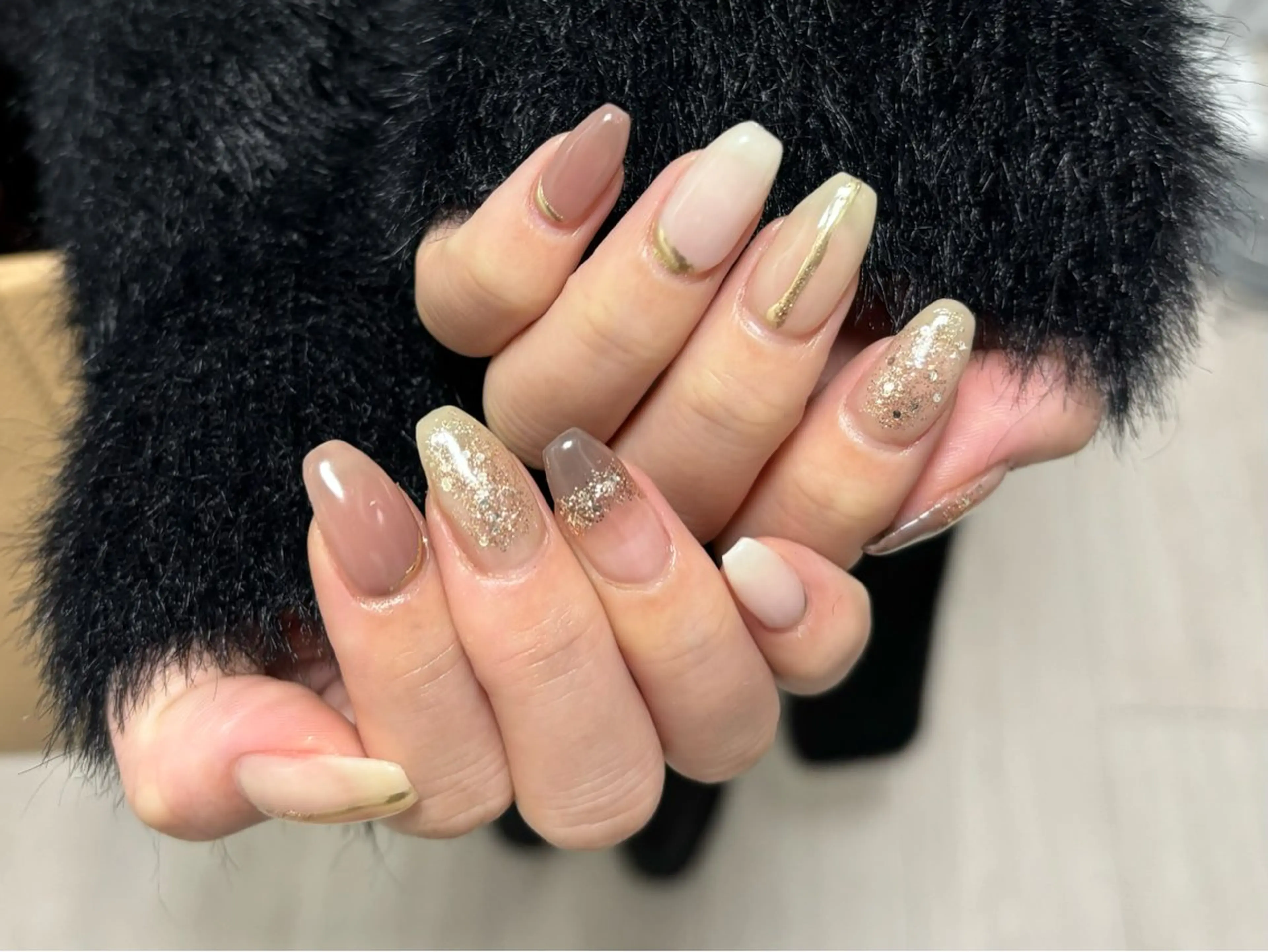 ネイル ブラウン ニュアンスネイル ハンドネイル Lani🌈Nail Konatsuのネイルデザイン