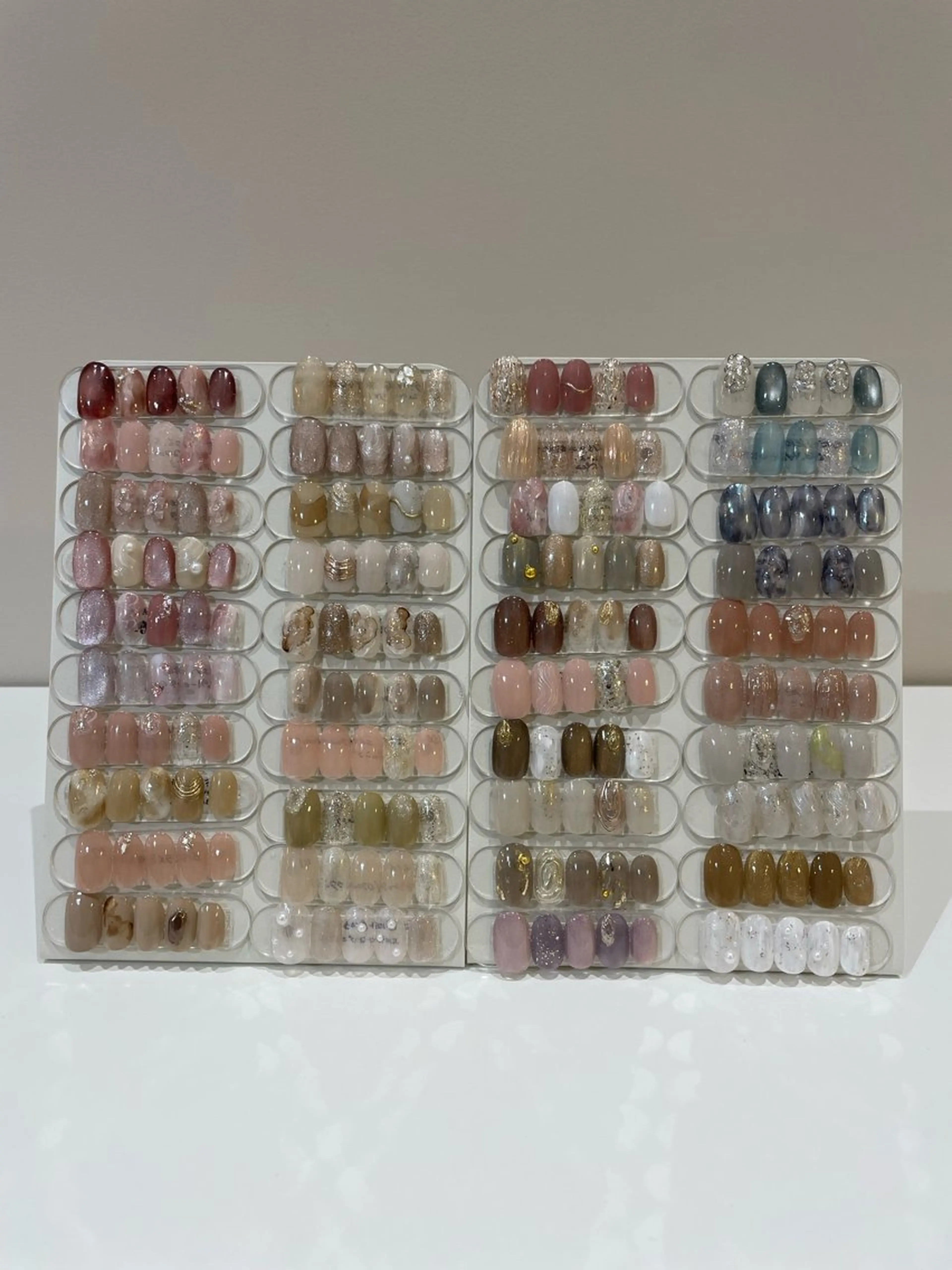 ネイル kanell⭐︎ ニュアンスネイルのネイルデザイン