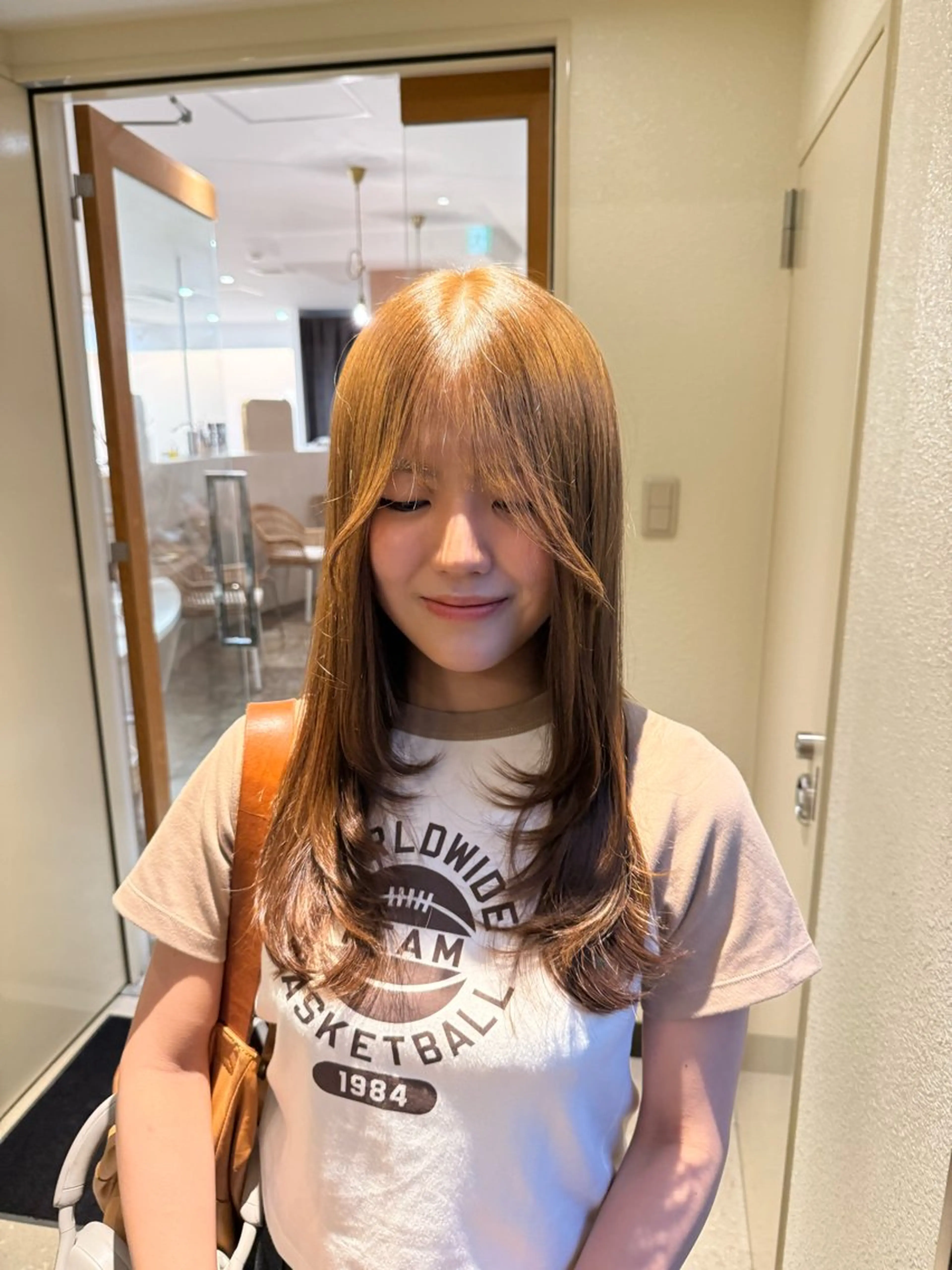 ロング カラー レイヤーカット ヘアカラー 水田 帆波のヘアスタイル