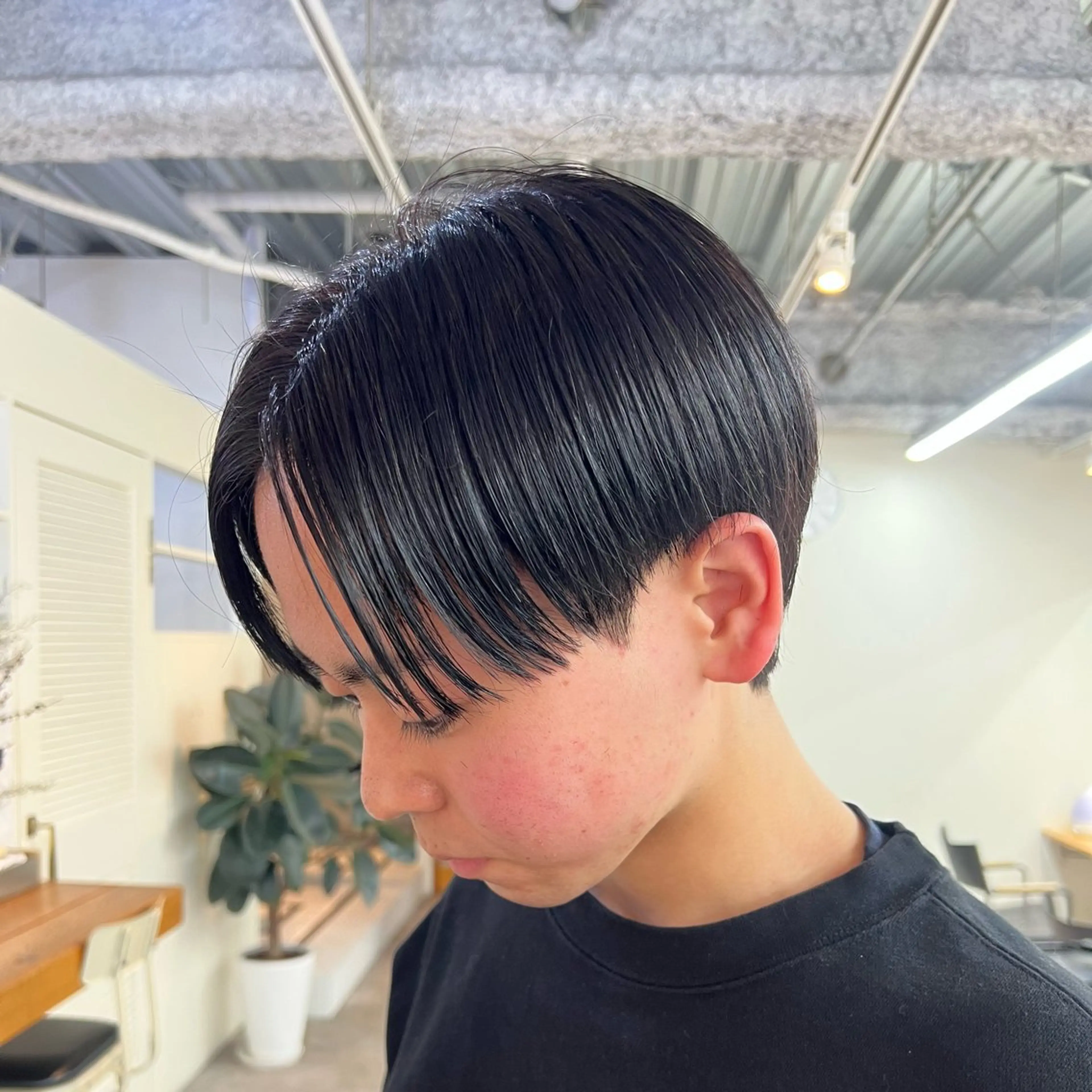 ショート メンズ センターパート カット 大人メンズヘア メンズパーマSHUNのヘアスタイル