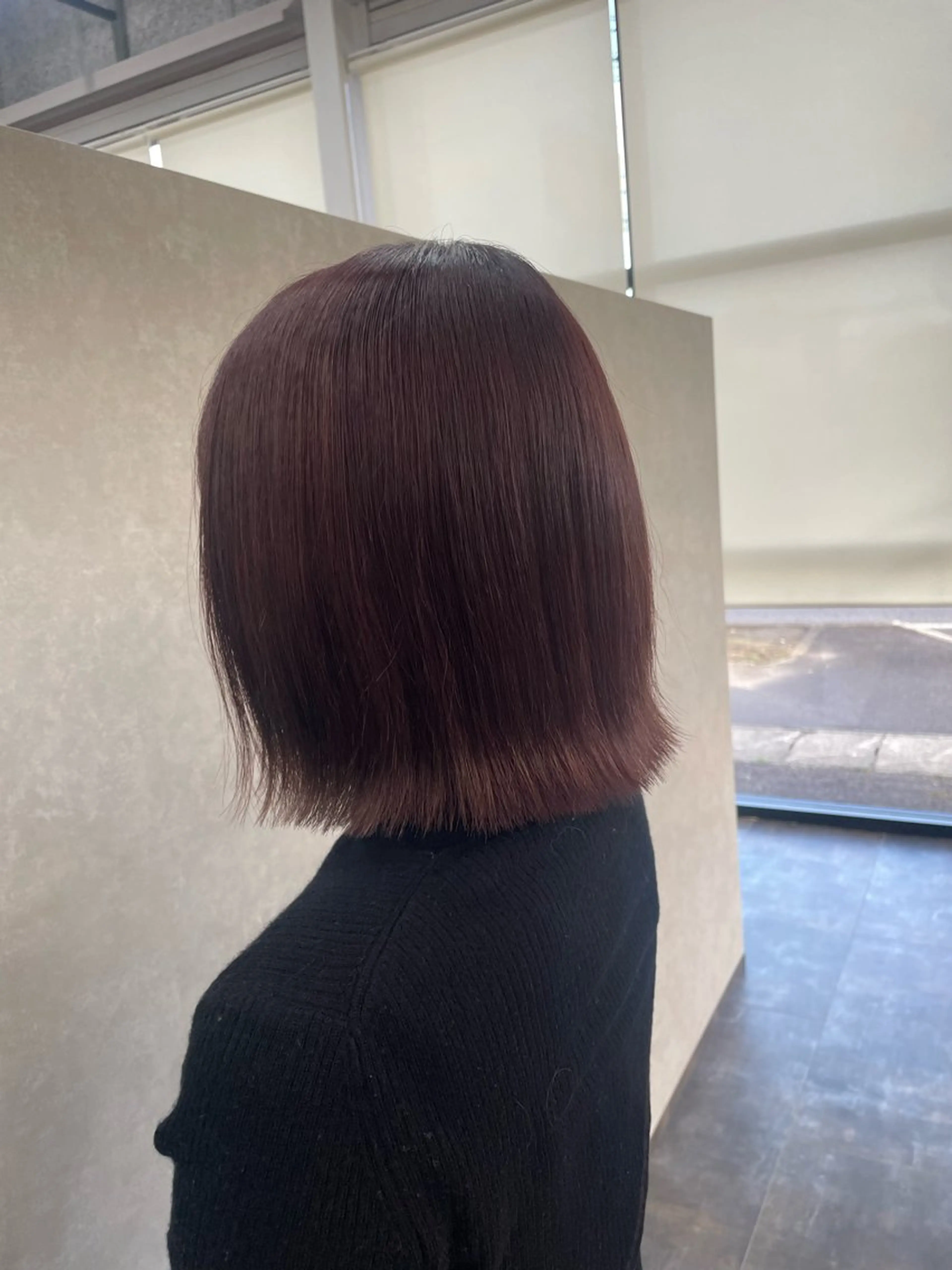 ミディアム 佐藤 菜穂のヘアスタイル