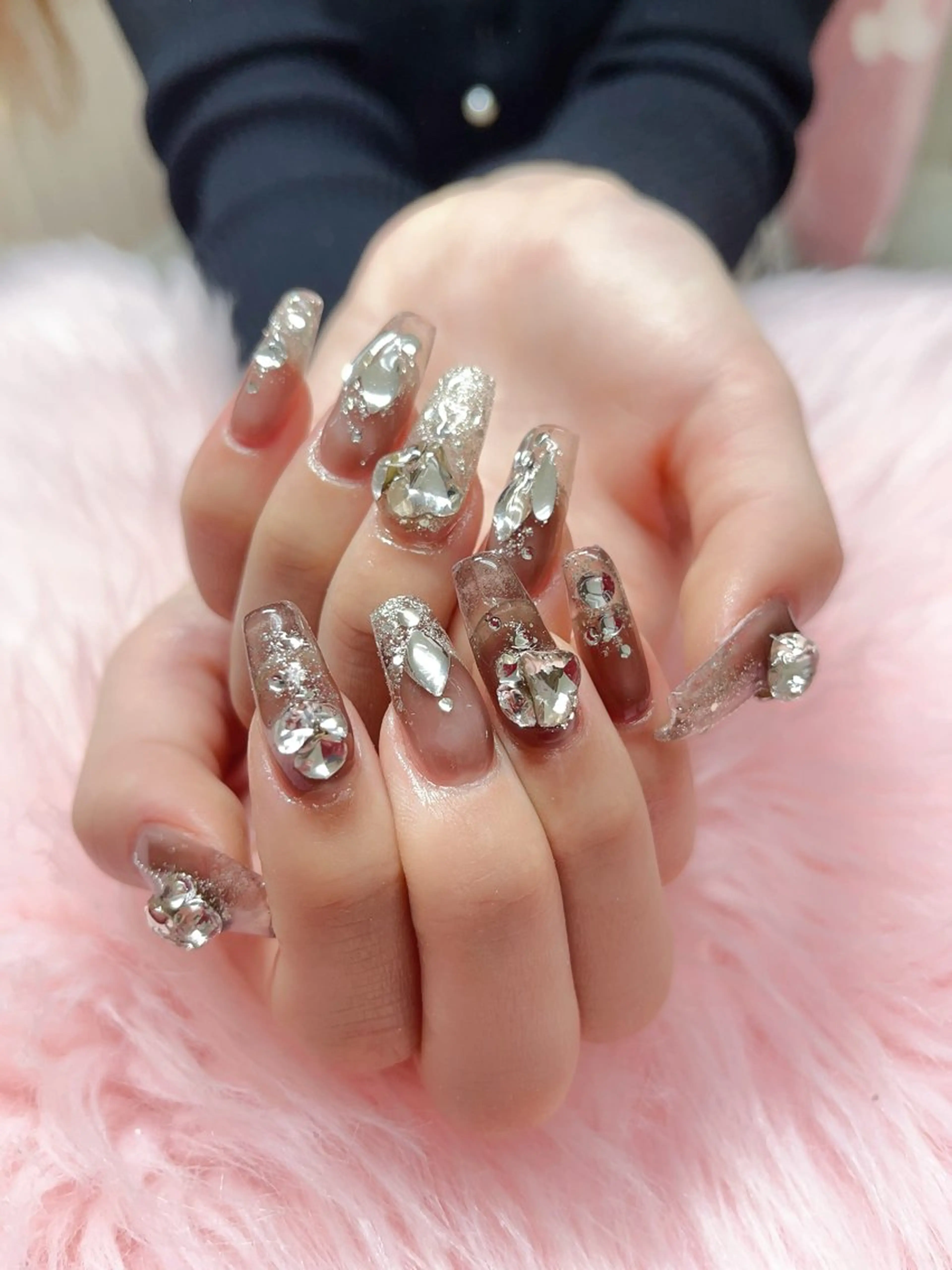 ネイル ハンドネイル MoonNail ユリ🌸のネイルデザイン
