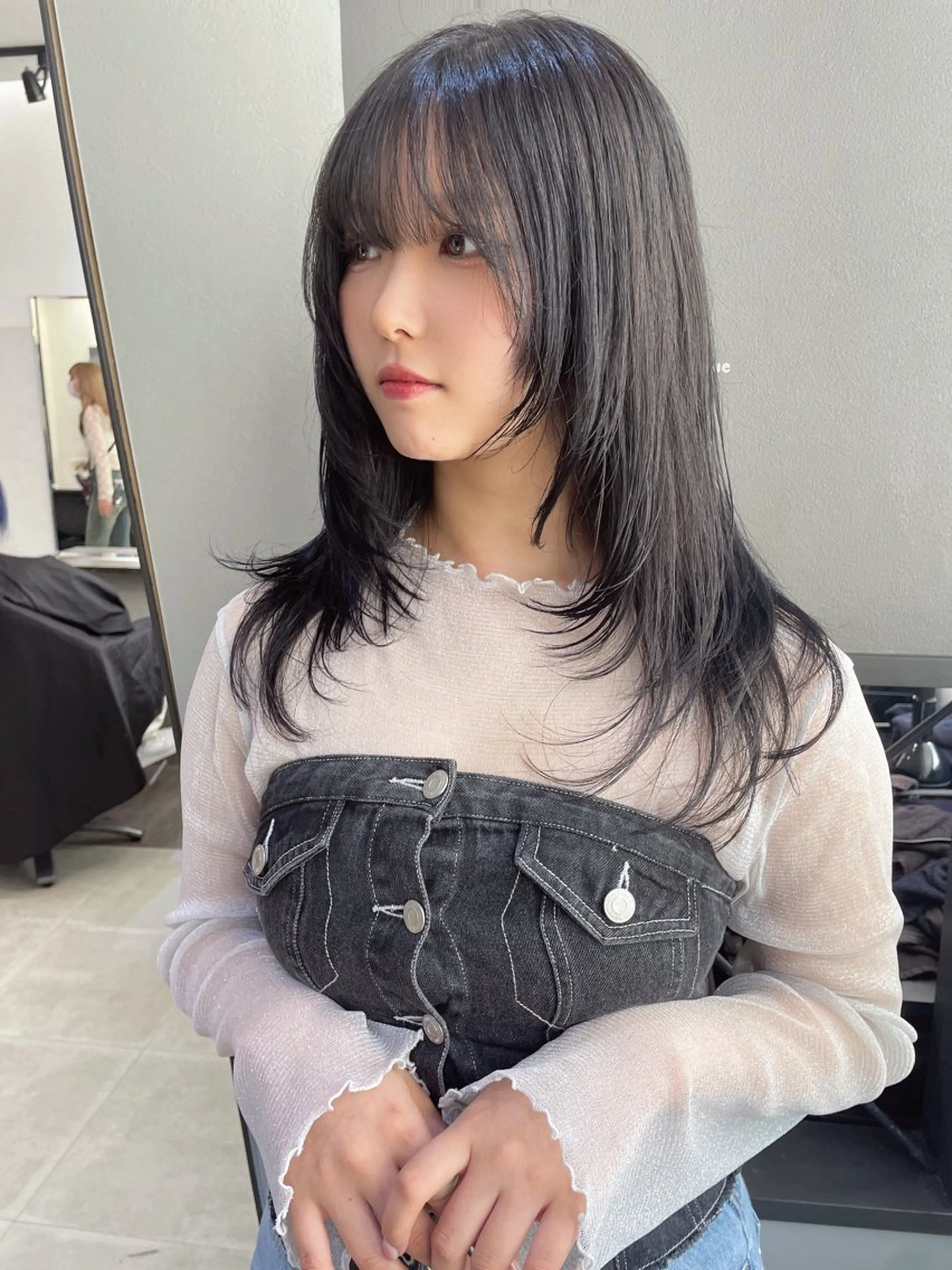 ロング レイヤーカット AIRI layer cut hairのヘアスタイル