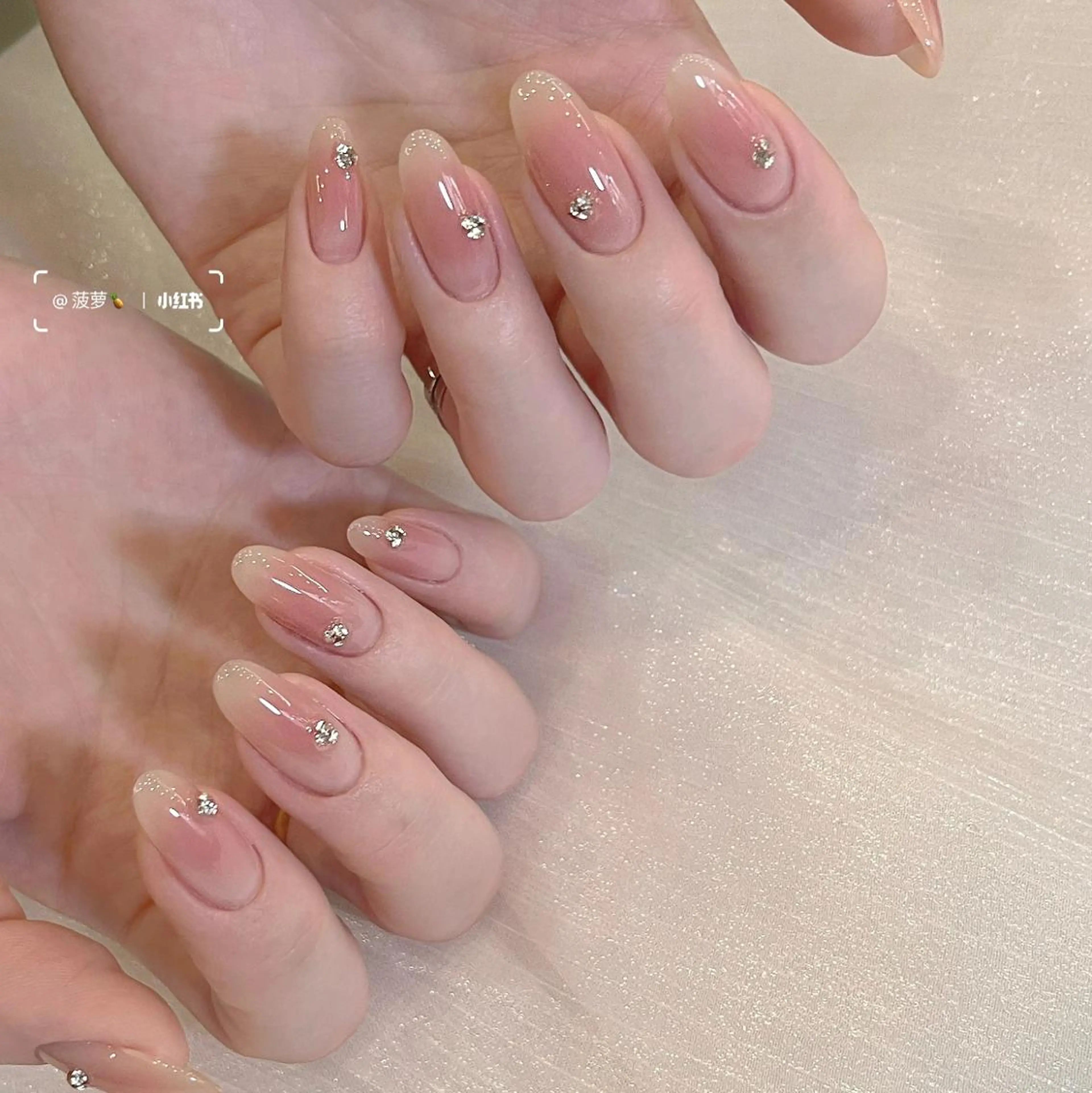 ♡🎀自爪・韓国大人気チークネイル・スートン10個つけ💓の写真