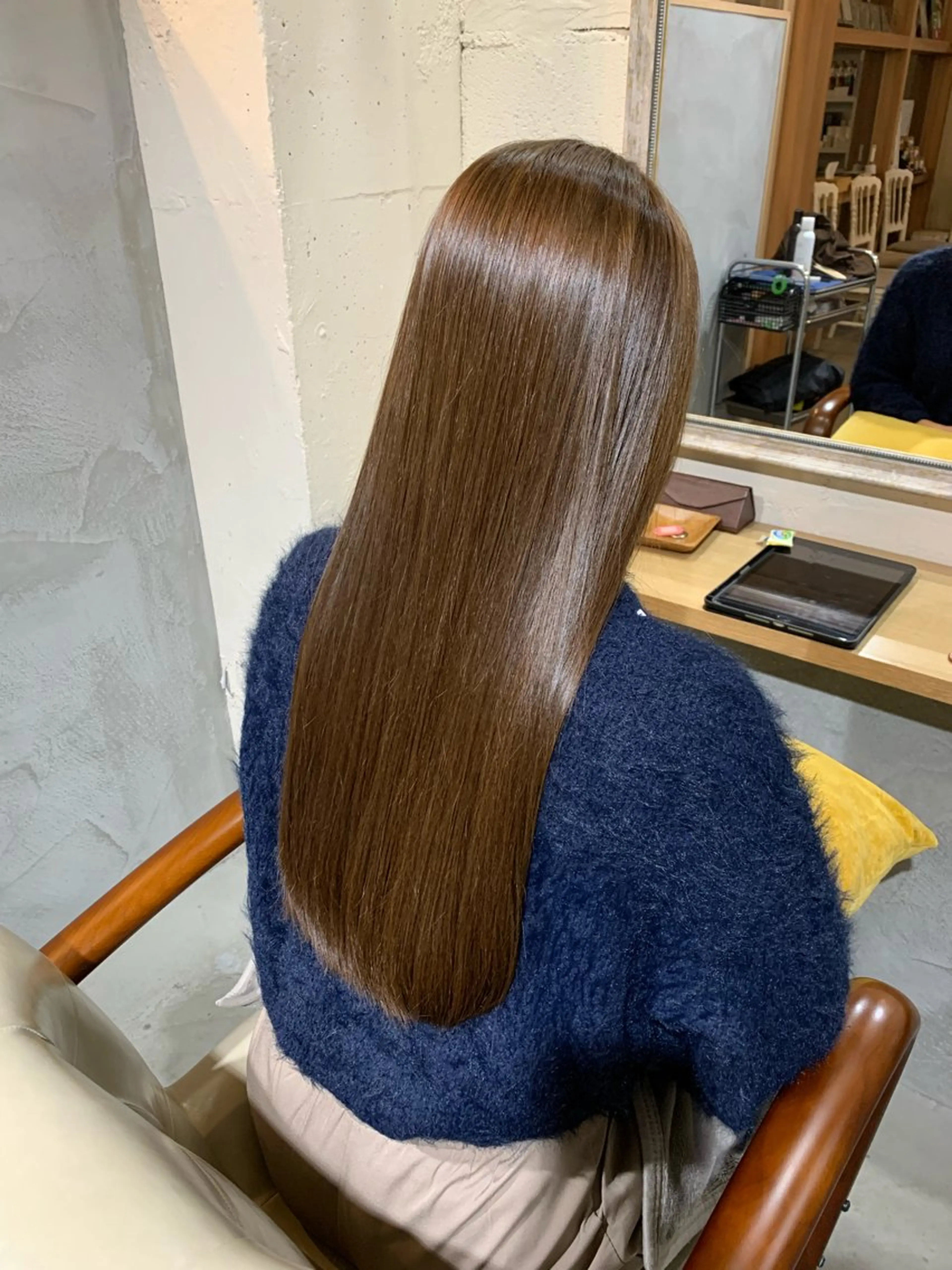 ロング カラー ベージュカラー オリーブベージュ 福永 ちひろのヘアスタイル