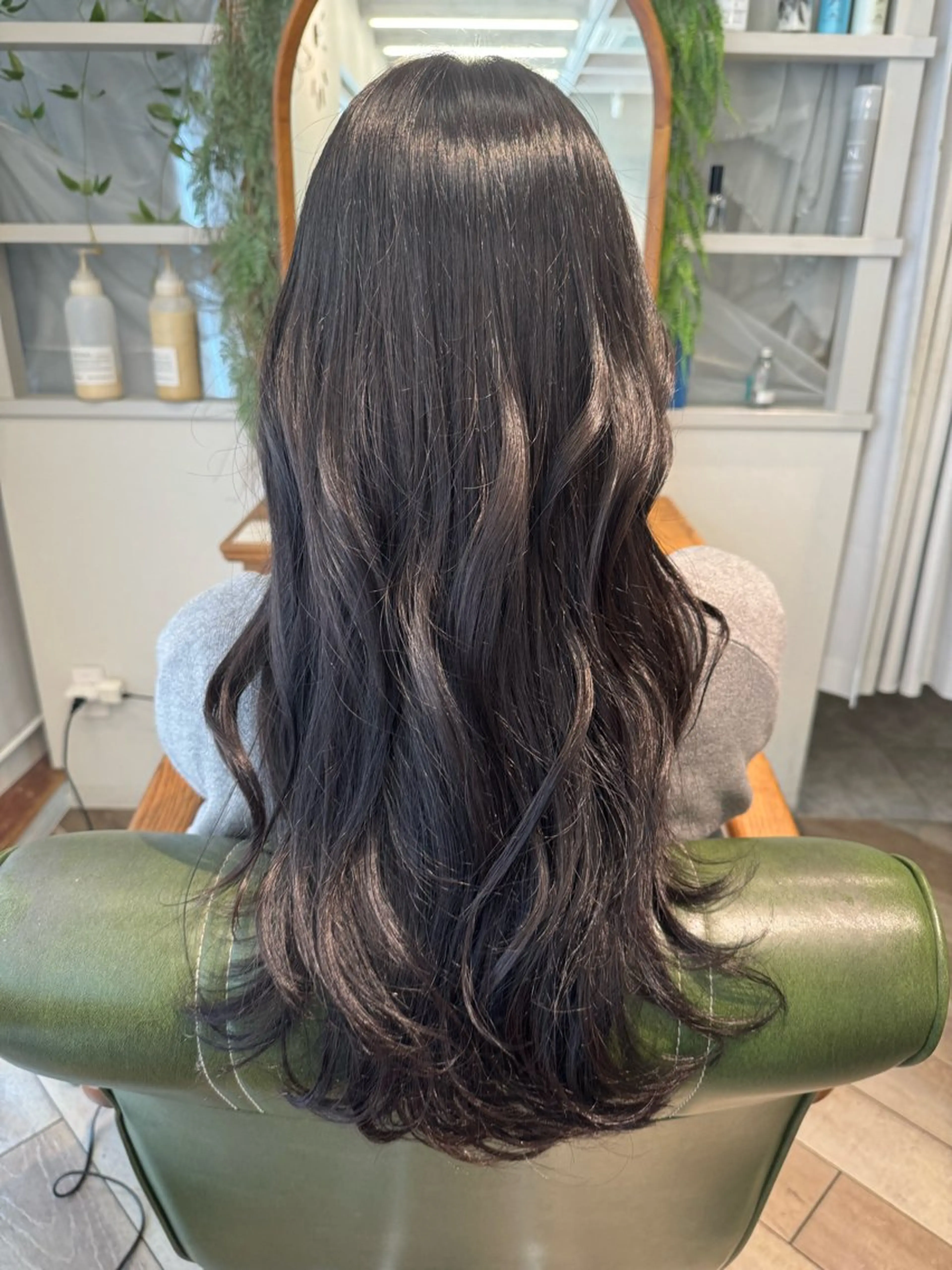 ロング カラー 栗山 晴加のヘアスタイル