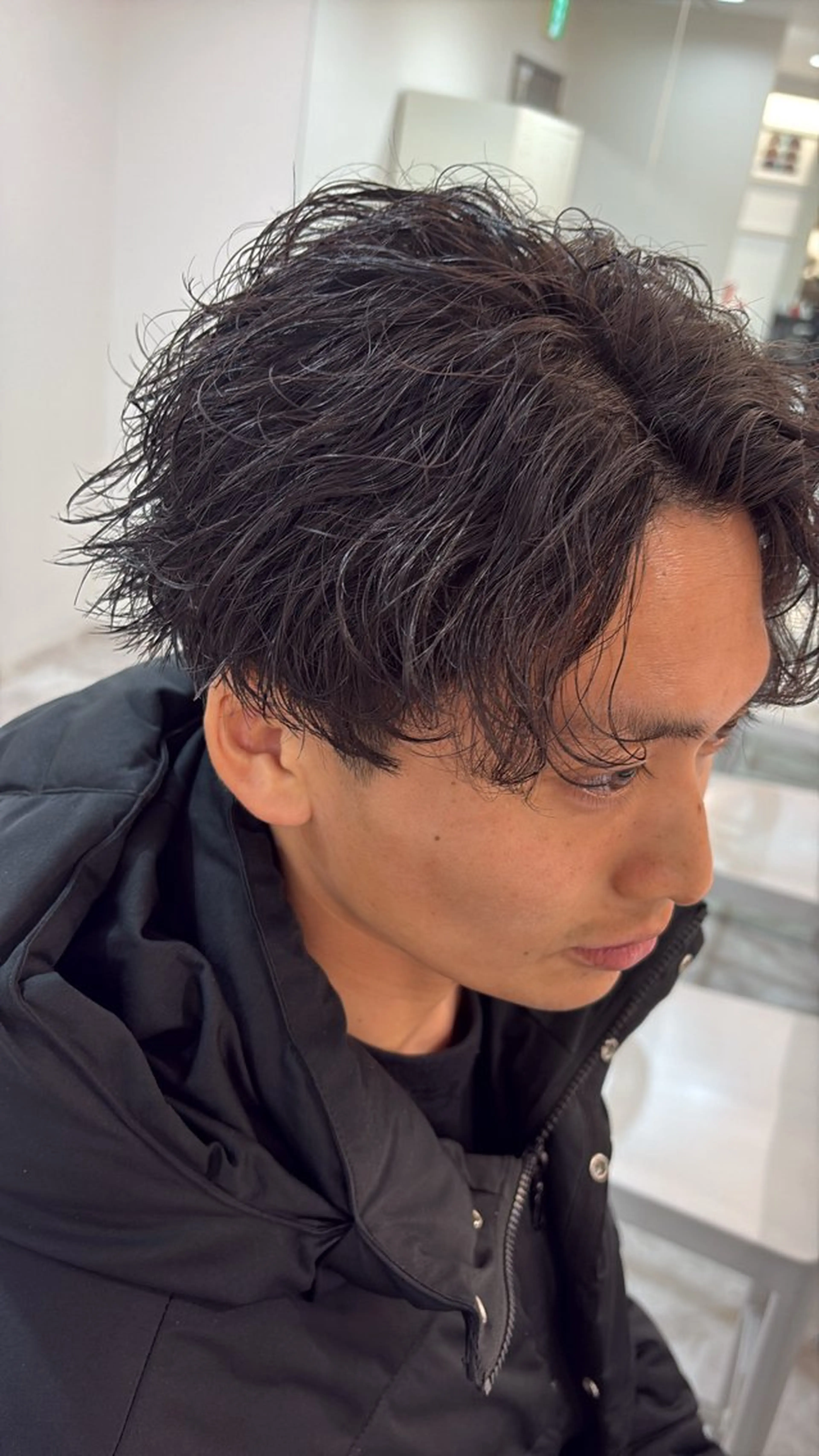 ショート パーマ メンズ マッシュ メンズパーマ 刈り上げ メンズ美容師/ フェザー/池戸晴也のヘアスタイル