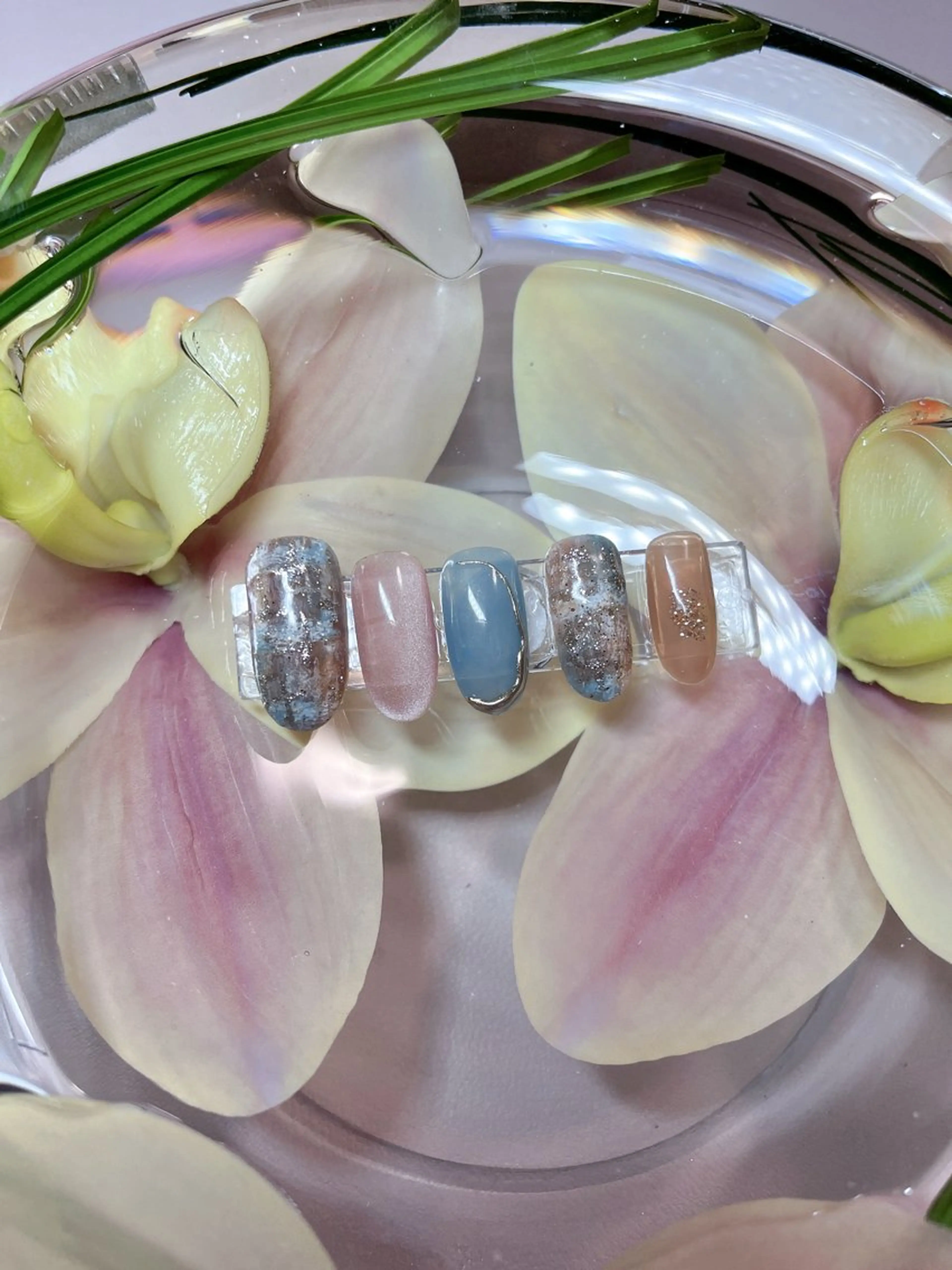 ネイル Rainbow Nailのネイルデザイン