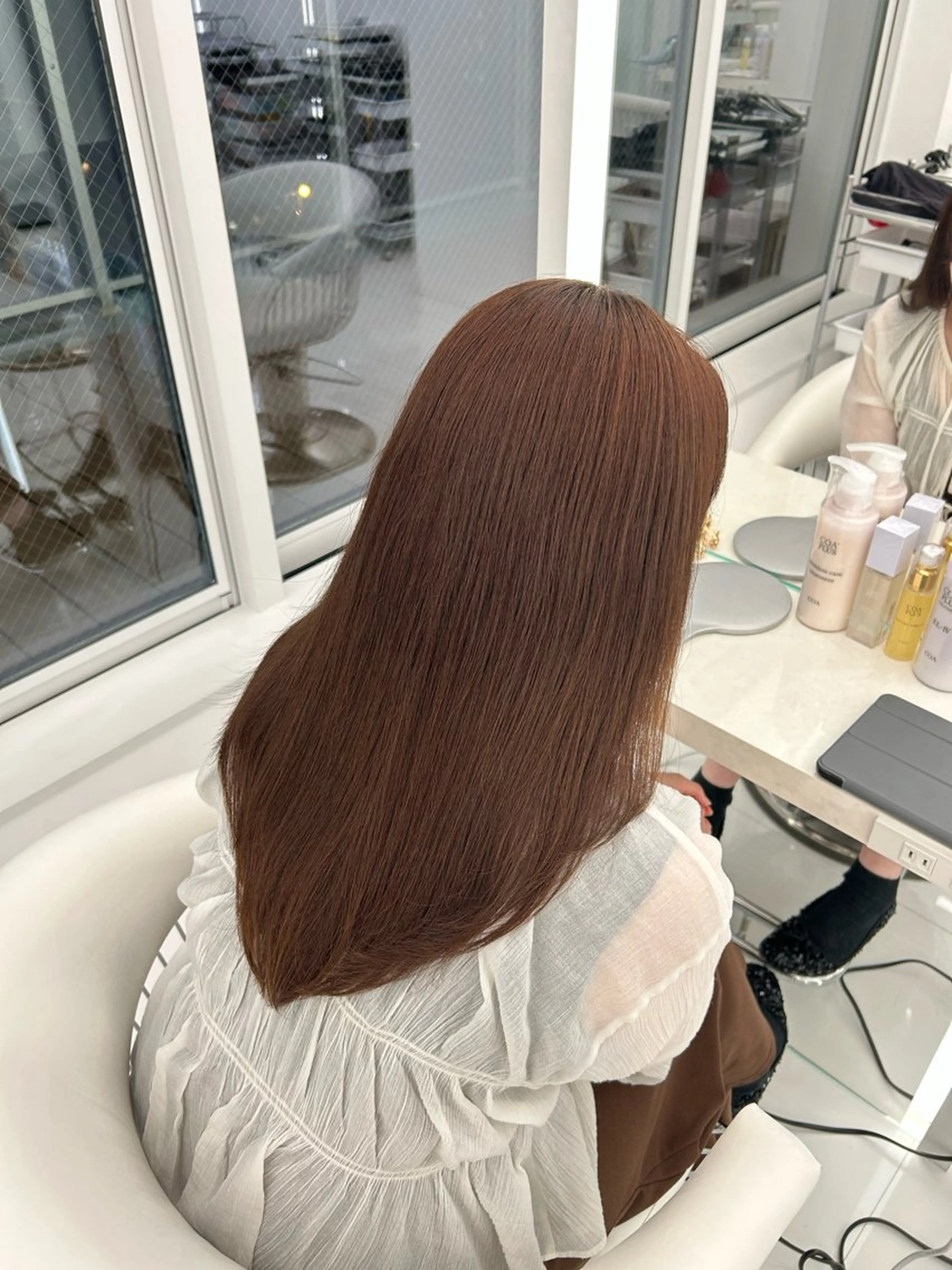 セミロング カラー ブリーチカラー COA YUZUのヘアスタイル