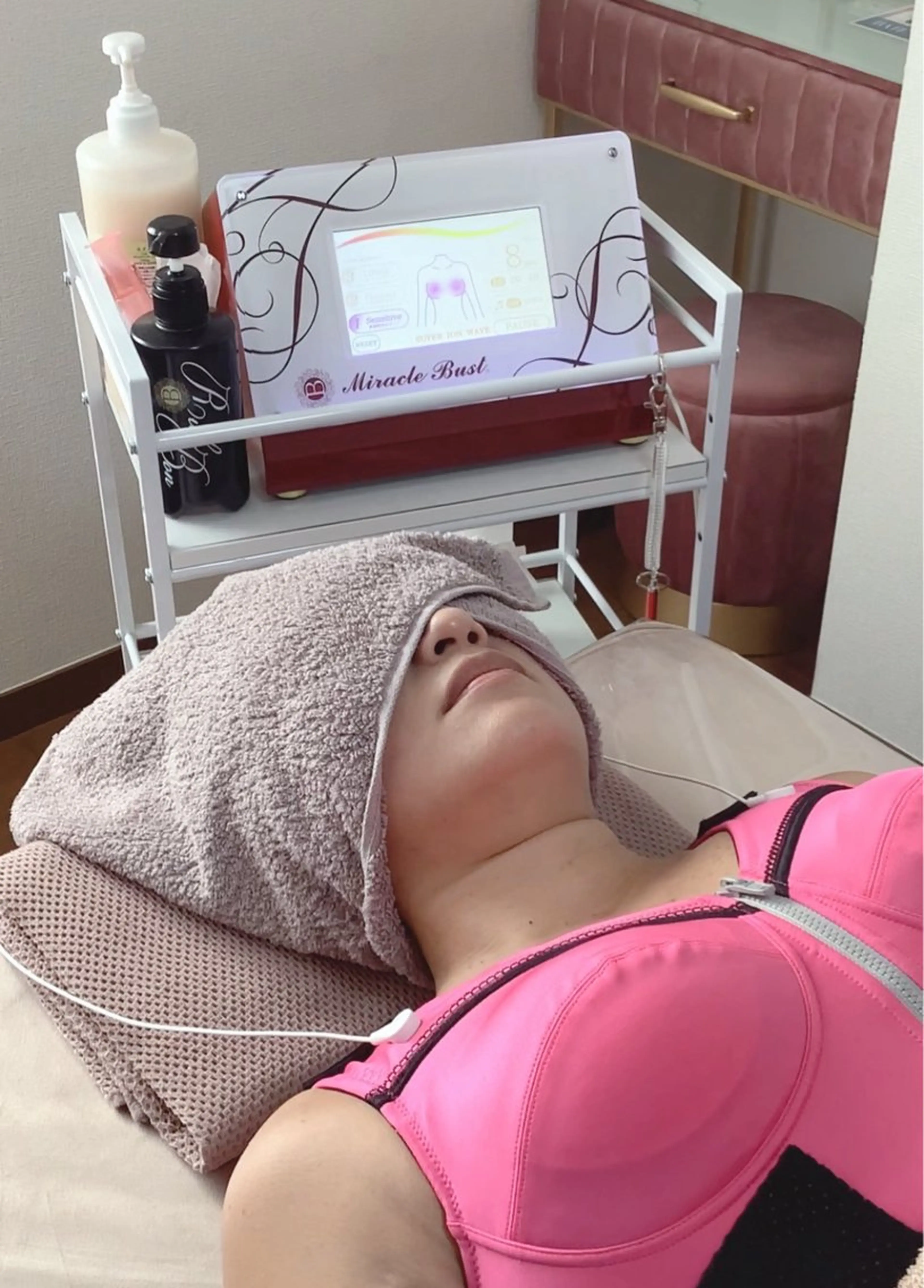 M.riche エムリシェのエステ・リラクイメージ