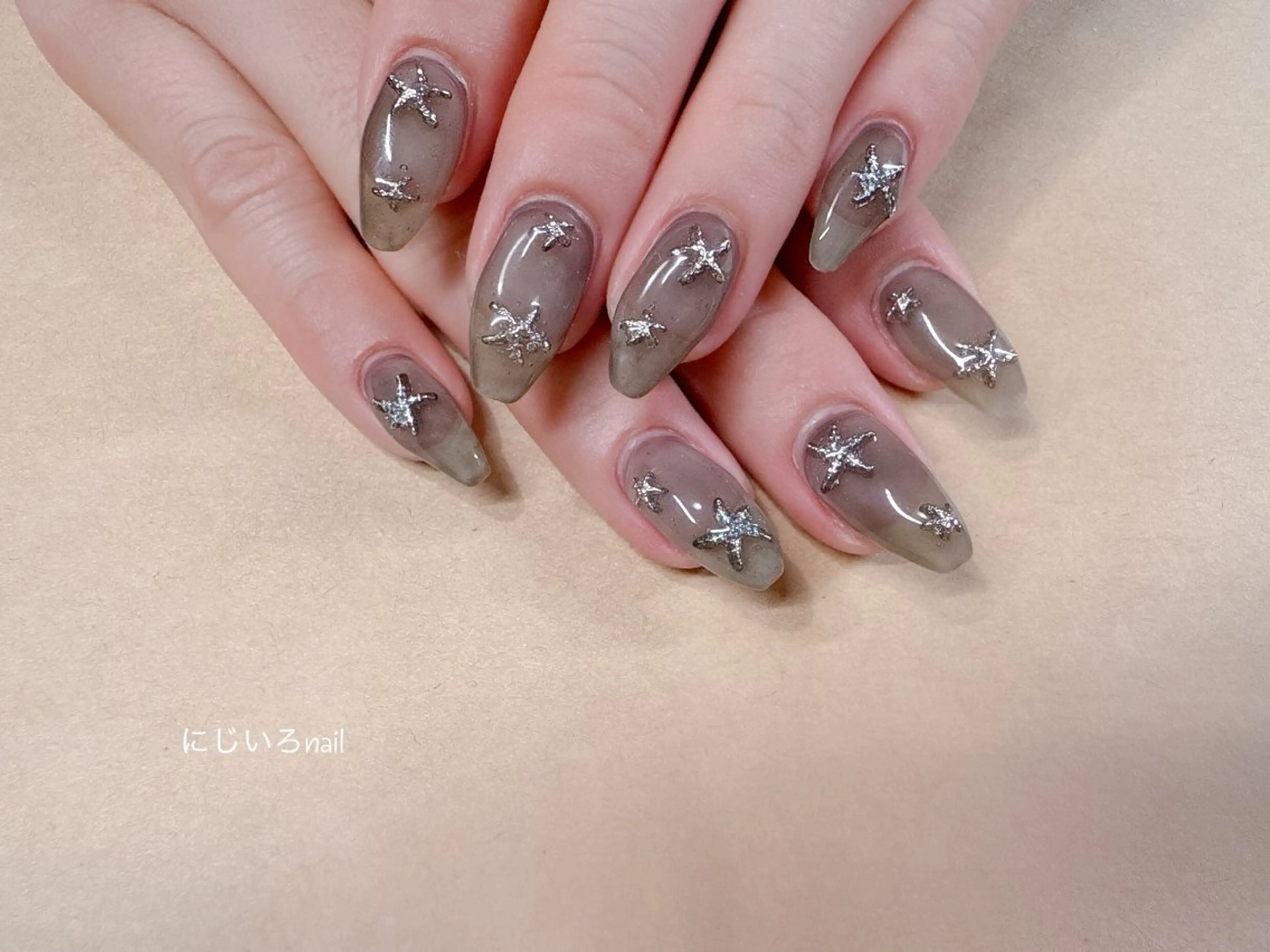 ネイル にじいろ nailのネイルデザイン