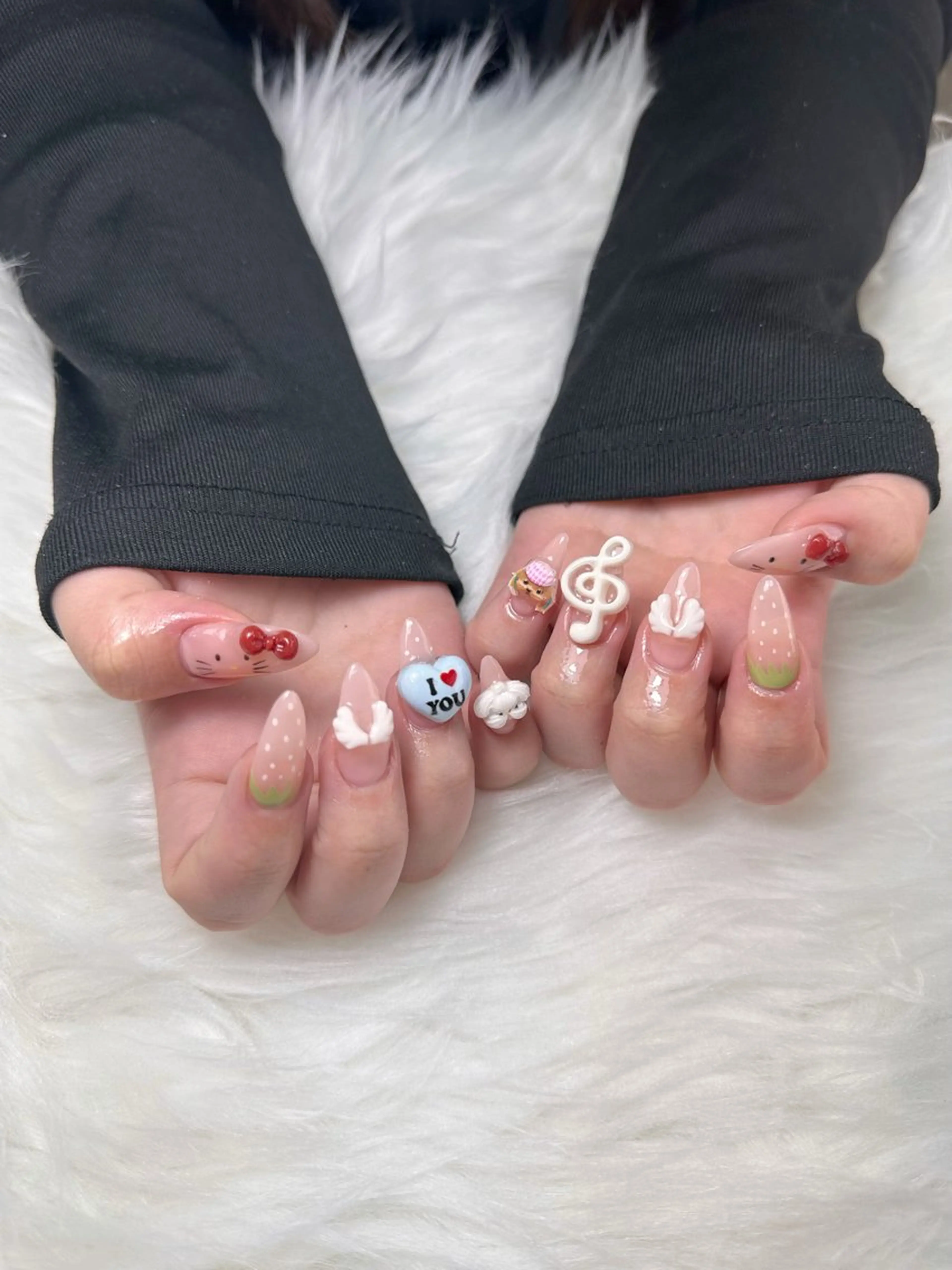 ネイル ハンドネイル Kingnail Emiのネイルデザイン