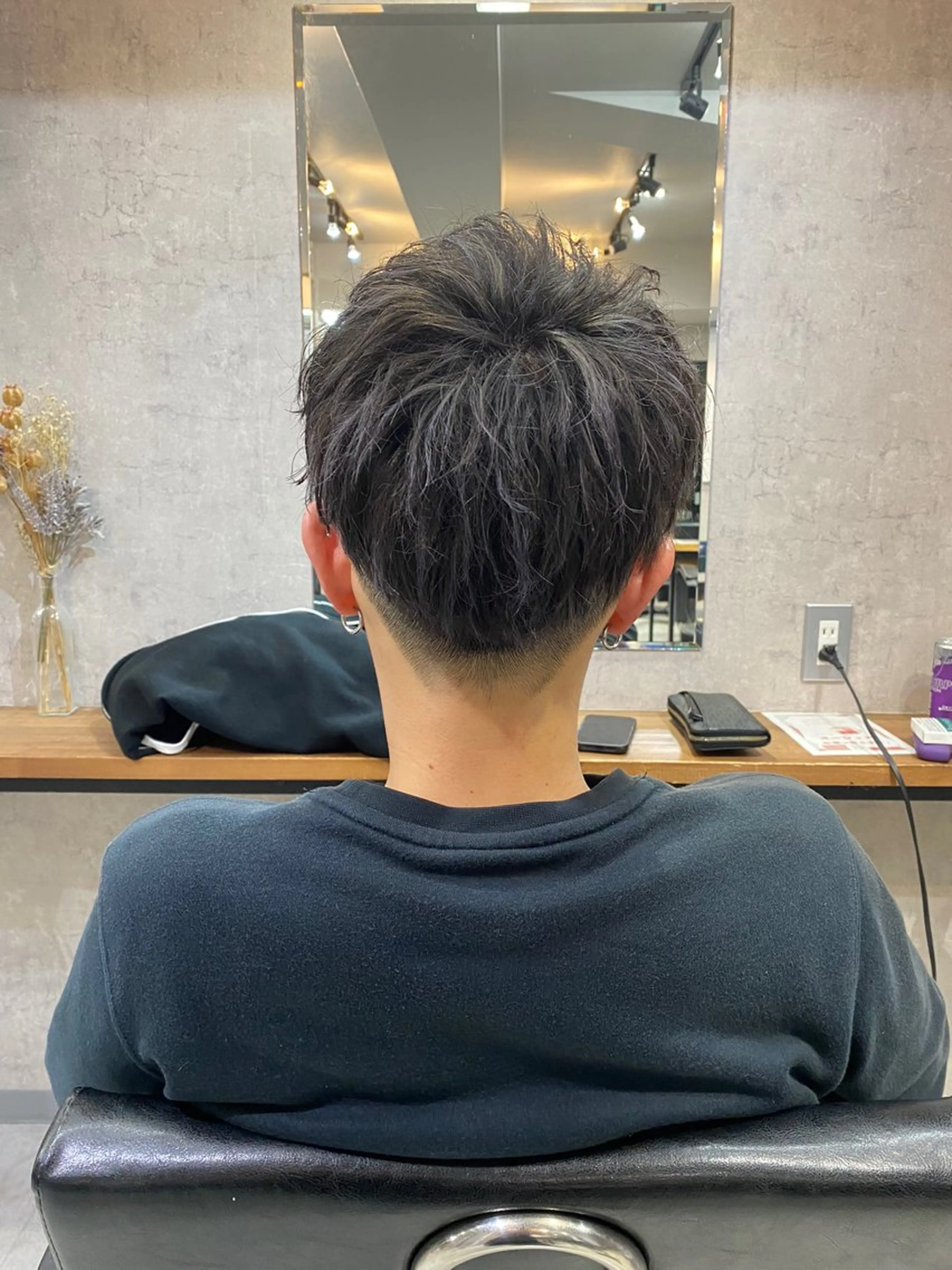 ショート メンズ メンズハイライト パープルカラー ハイライト カット ヘアカラー 🐉『メンズ美容師』 吉田龍星🐉のヘアスタイル