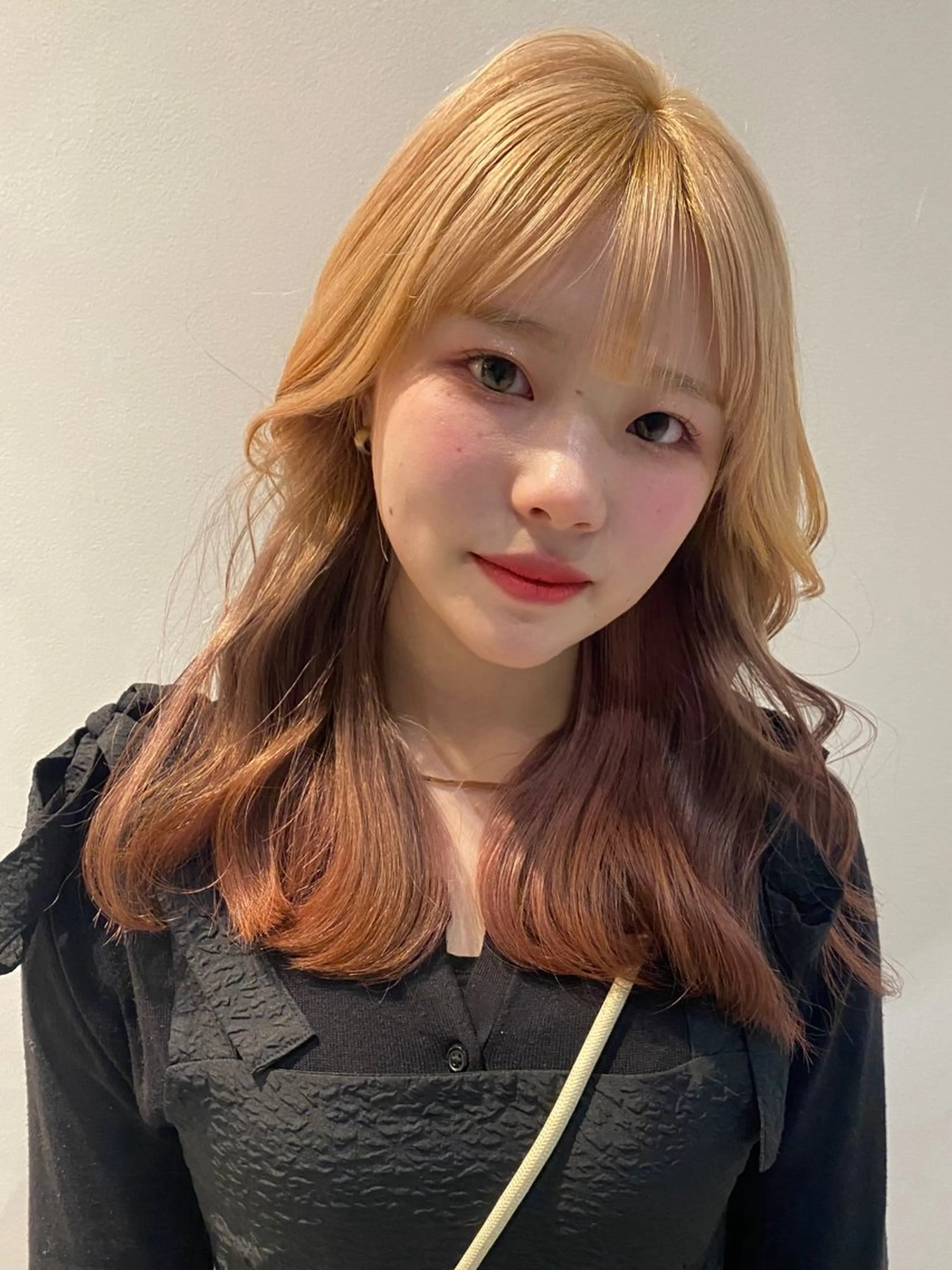 セミロング カラー 卒業式のヘアスタイル カット ヘアカラー トリートメント mai / linoah˚✧のヘアスタイル