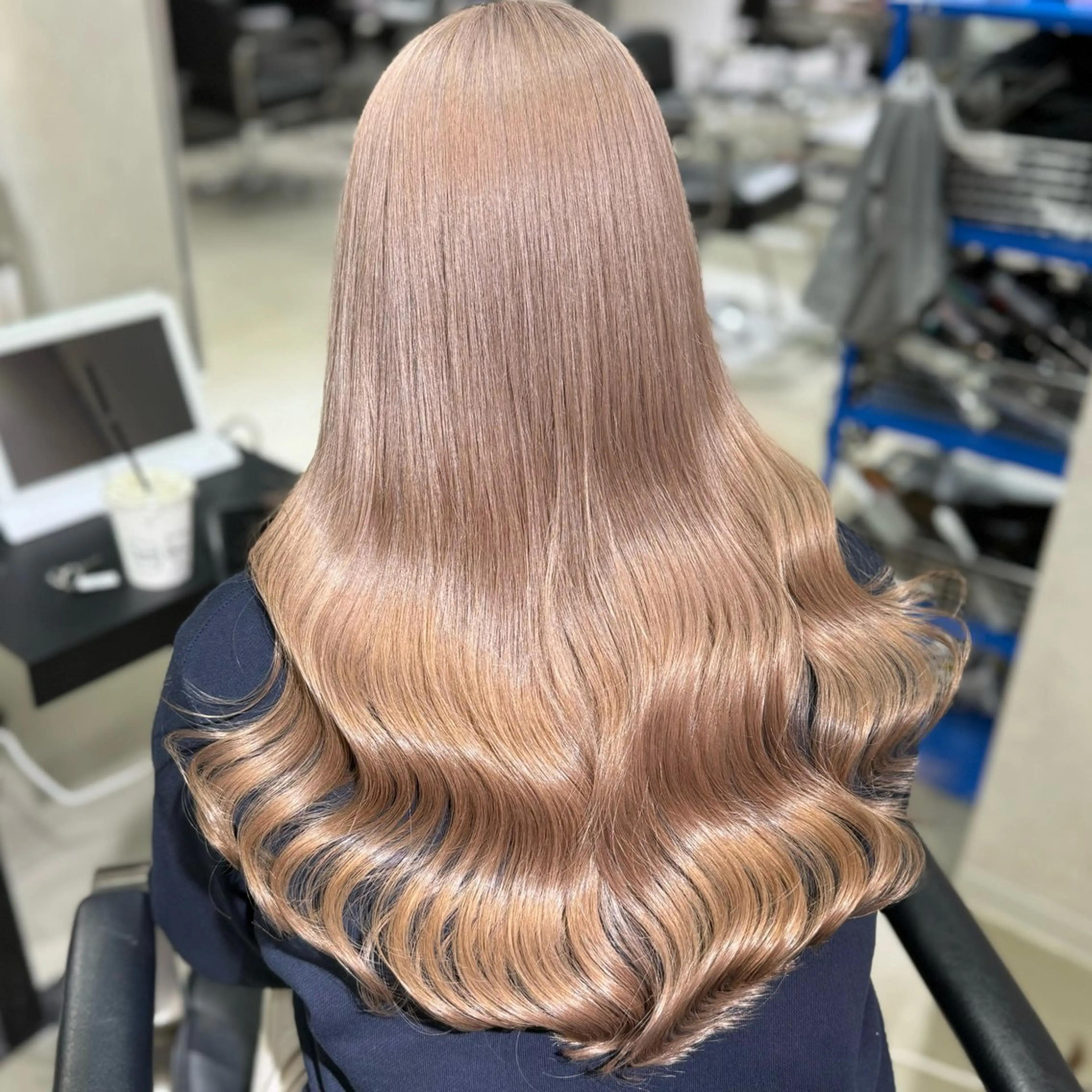 ロング カラー ヘアカラー 🎀ミルクティー/暖 色×レイヤー/マリアのヘアスタイル