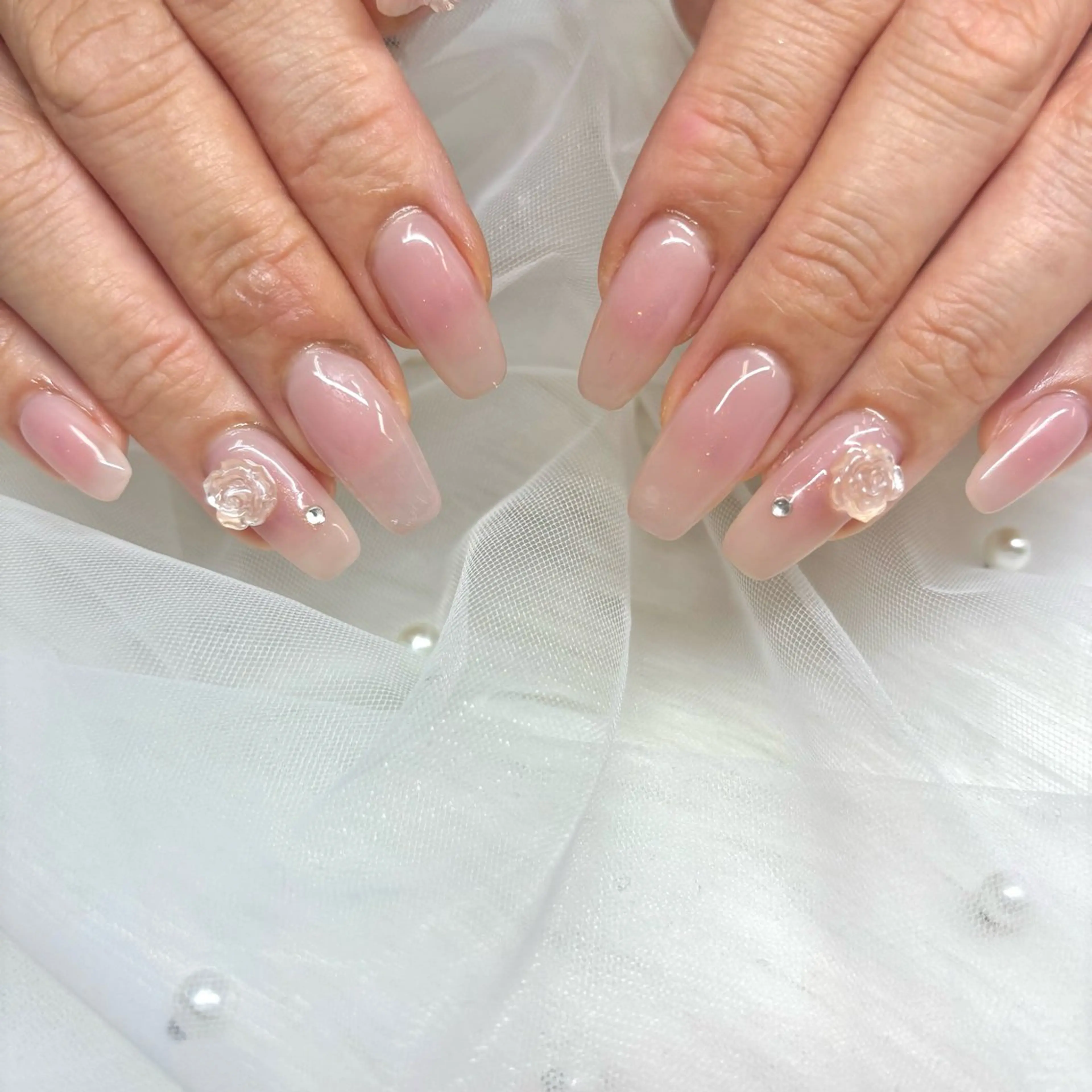 Emieux Nanamiのネイルデザイン