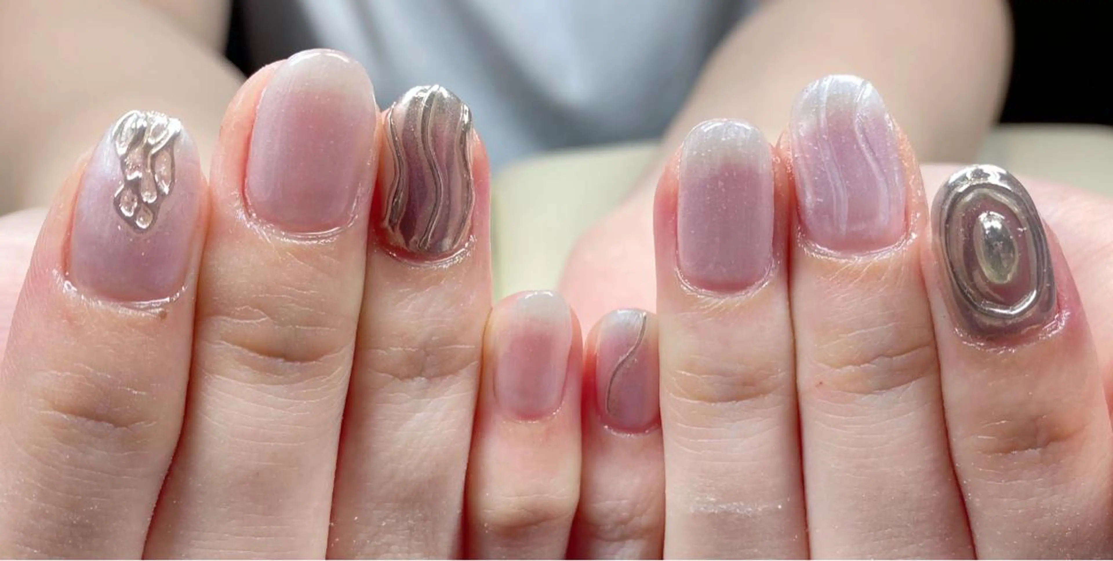 ネイル ニュアンスネイル🌈 MYU Nailsのネイルデザイン