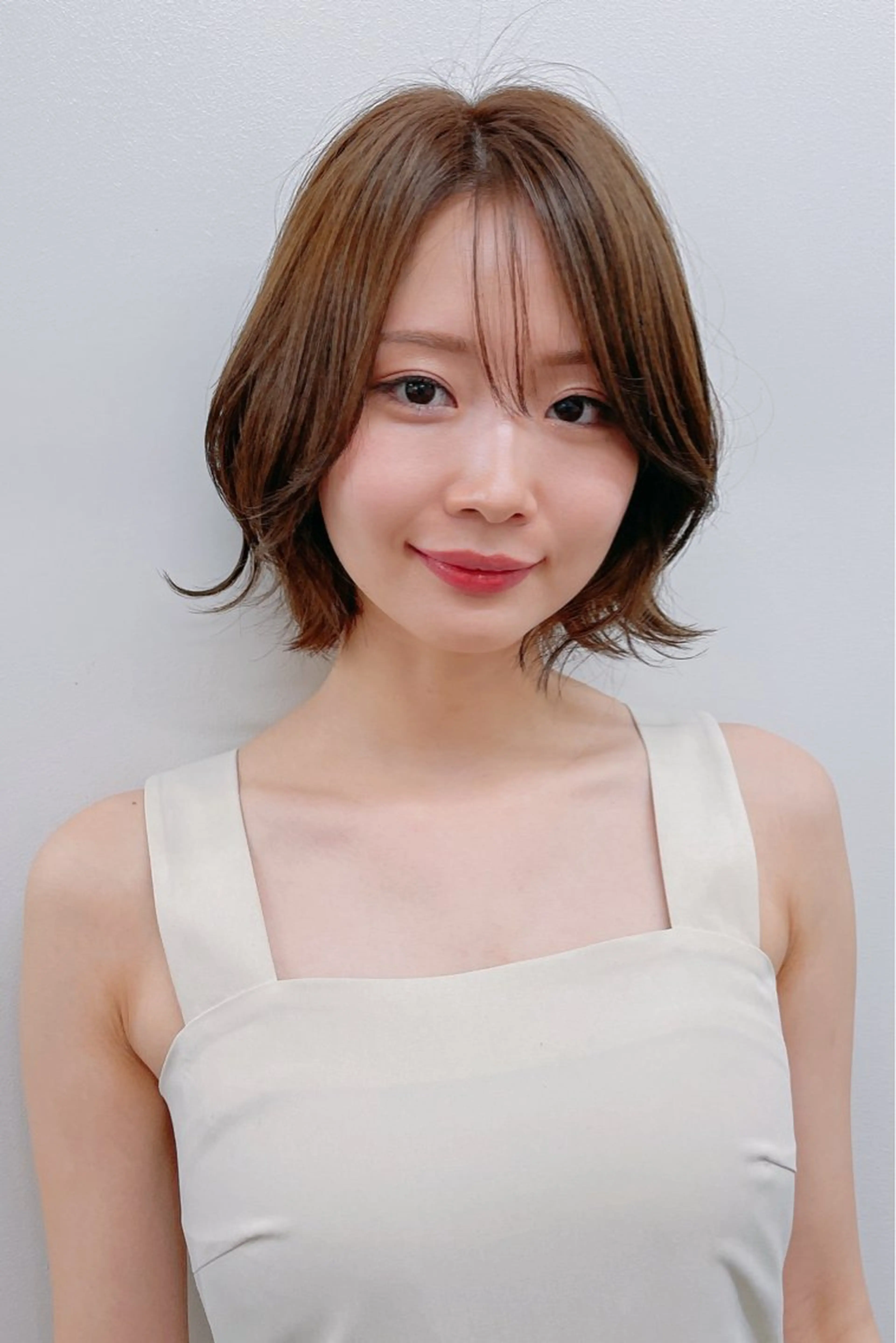 ショート レイヤーカット ショートヘア 外ハネヘア Cuon所属・✨ご新規様のみ✨ ウンノのヘアスタイル