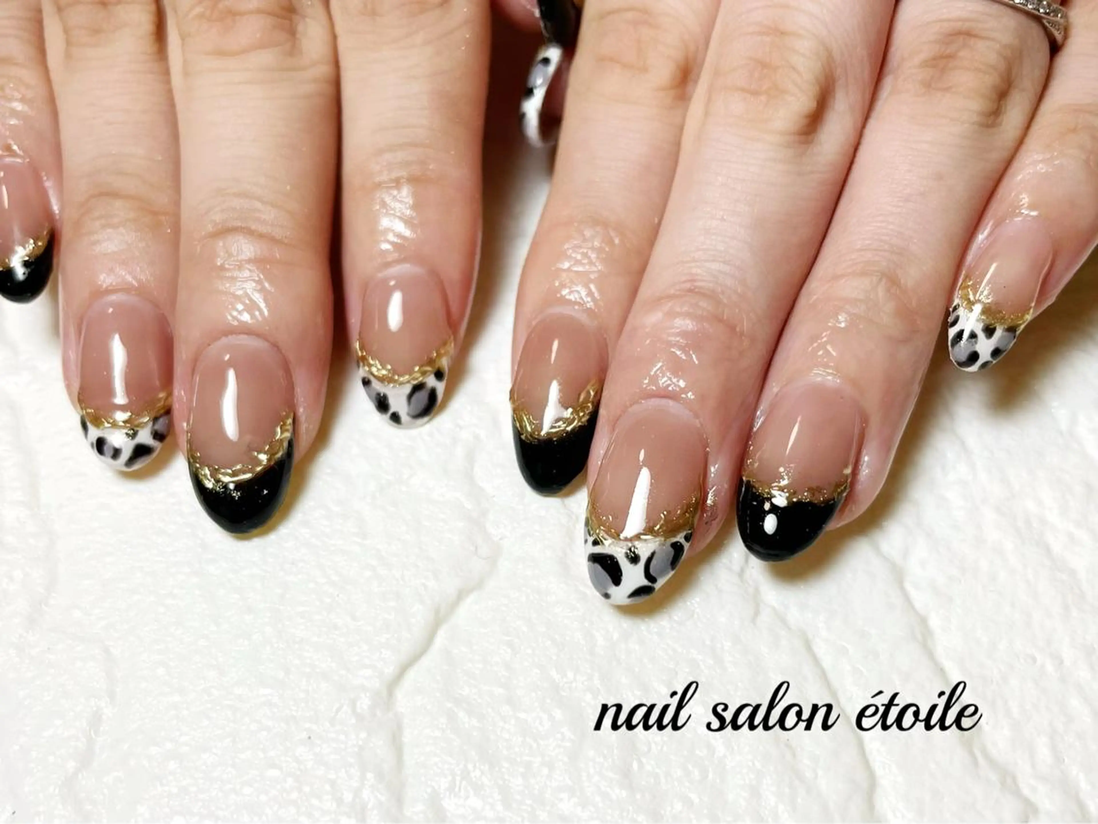 ネイル アニマル柄 アートネイル フレンチネイル ジェルネイル 持ち込み ハンドネイル nail salon étoileのネイルデザイン