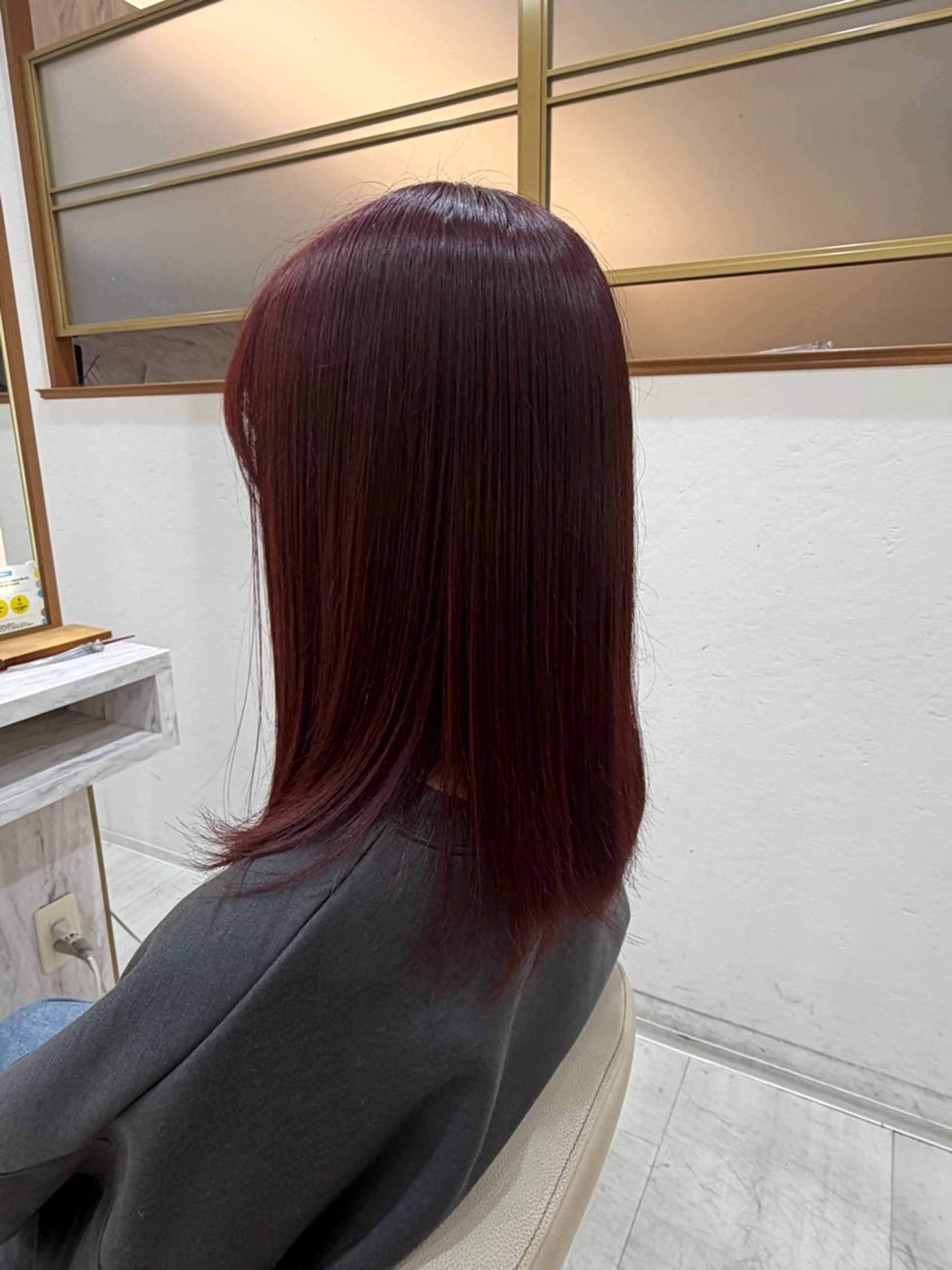 ミディアム カラー ブリーチ ブリーチなしカラー ヘアカラー 眞田 晟希／メンズパーマのヘアスタイル