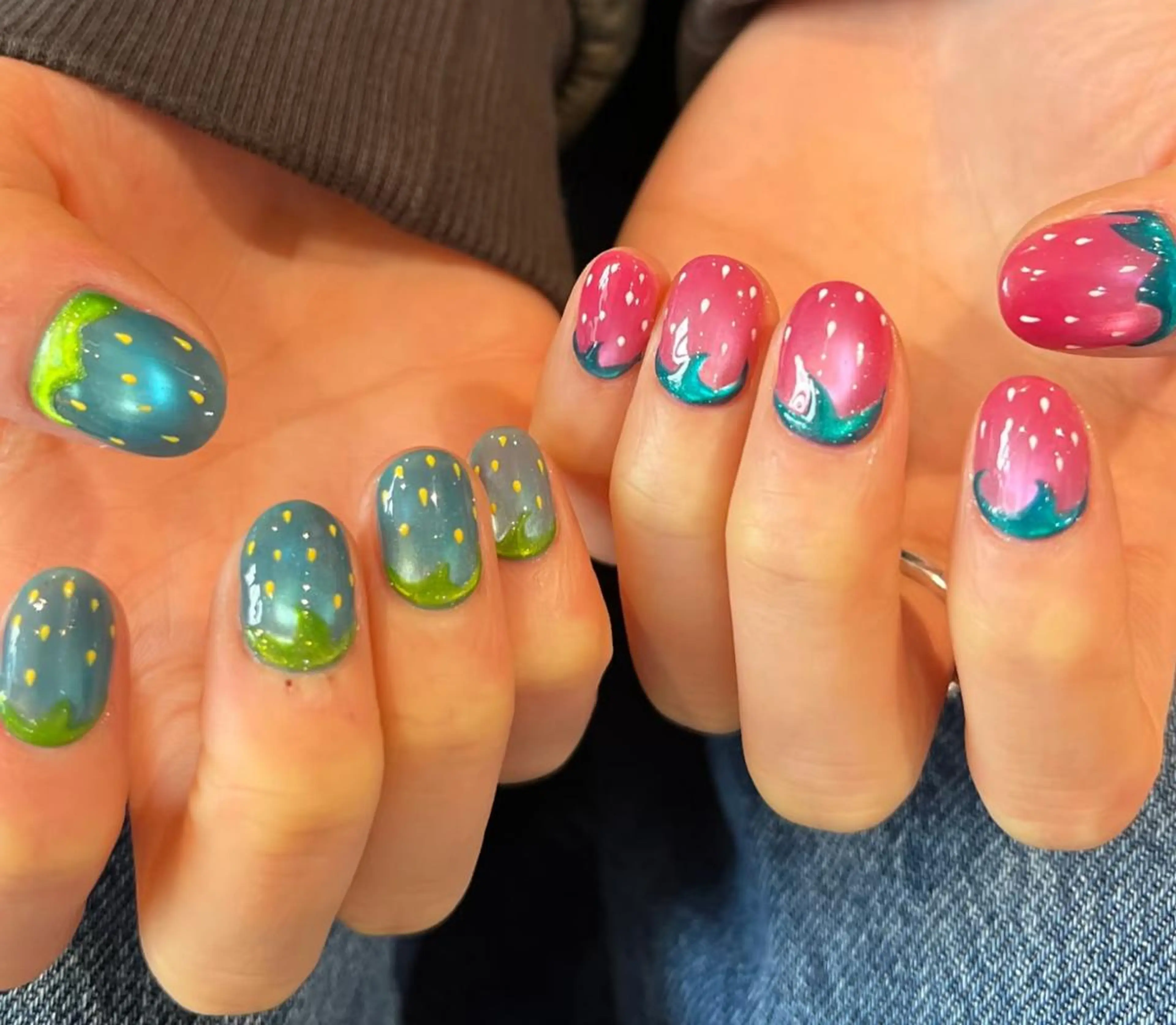ネイル ハンドネイル 🎀 Ayaka_nailのネイルデザイン