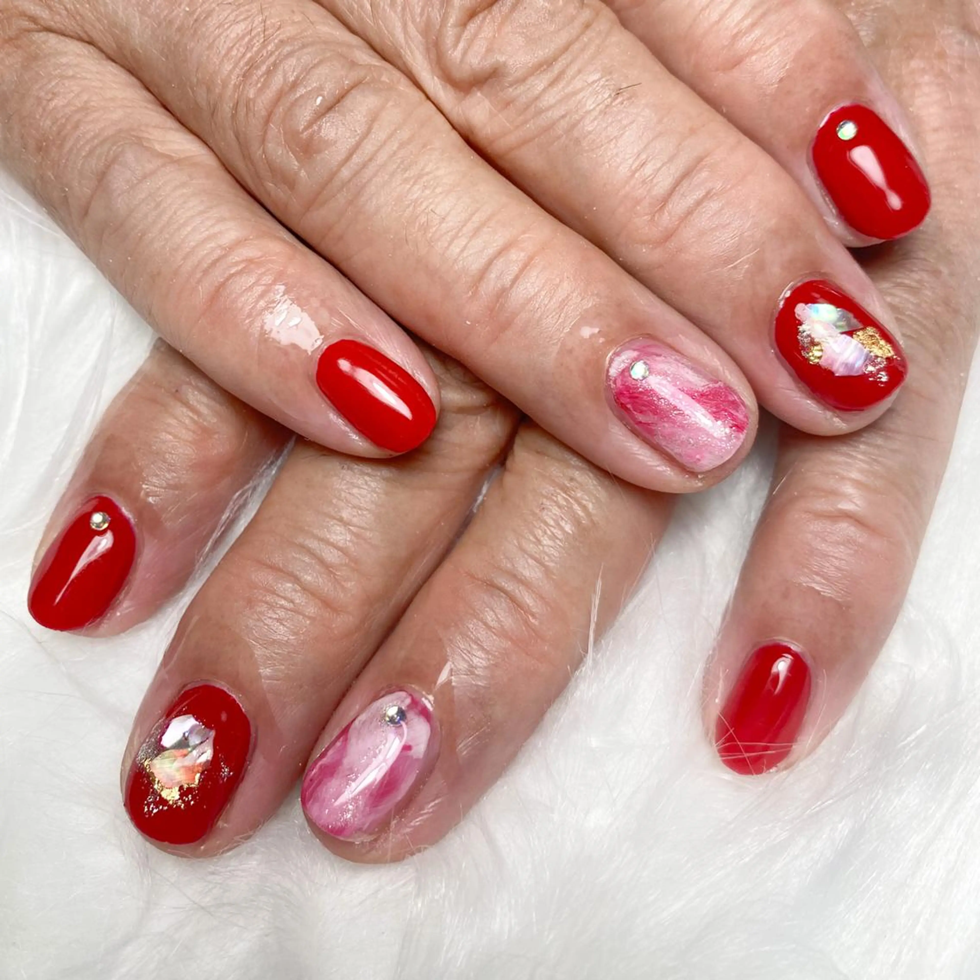 ネイル 赤色 nail en💅 キッズスペース有のネイルデザイン