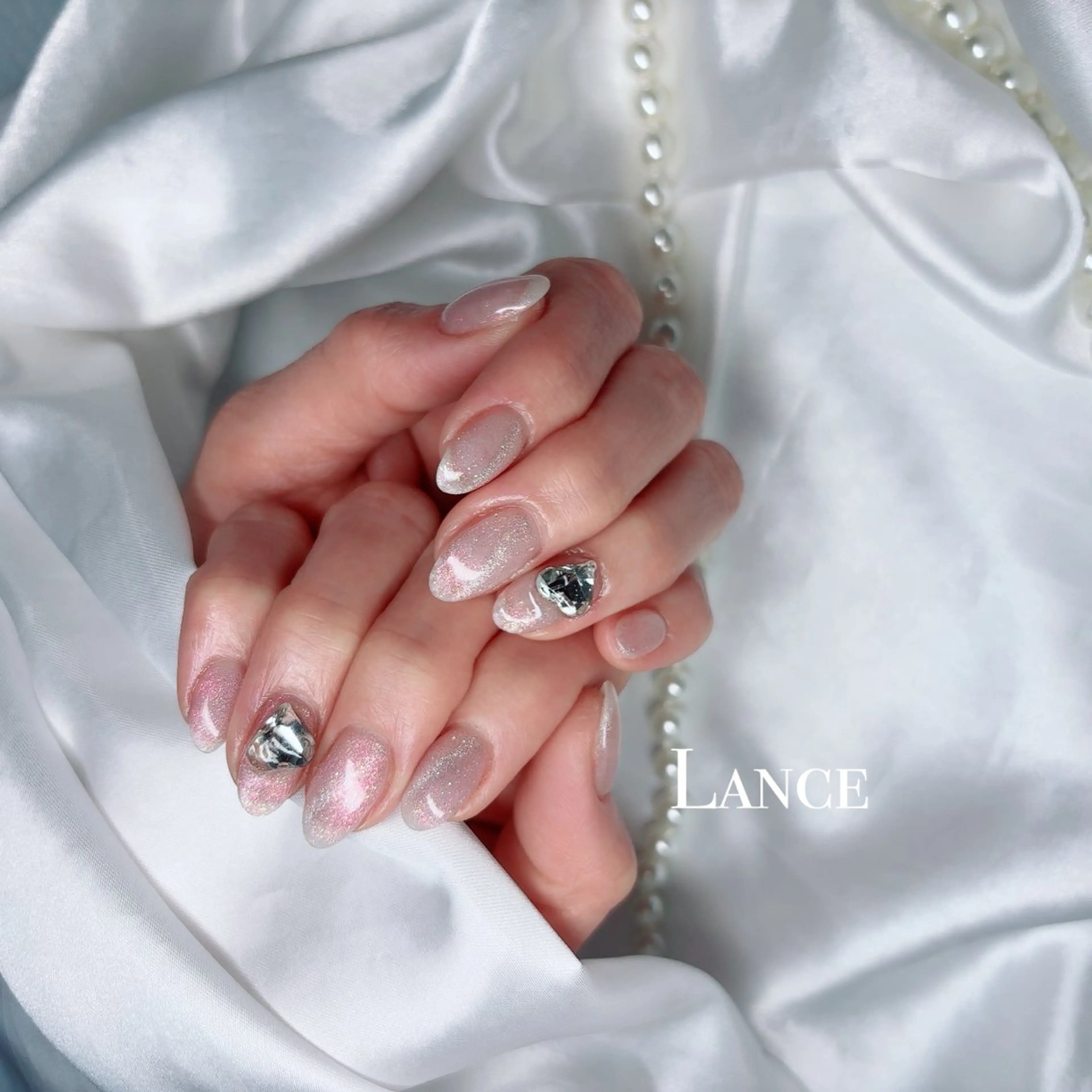 ネイル キラキラネイル 韓国ネイル 春ネイル ワンホンネイル 冬ネイル ハンドネイル Lance nailのネイルデザイン