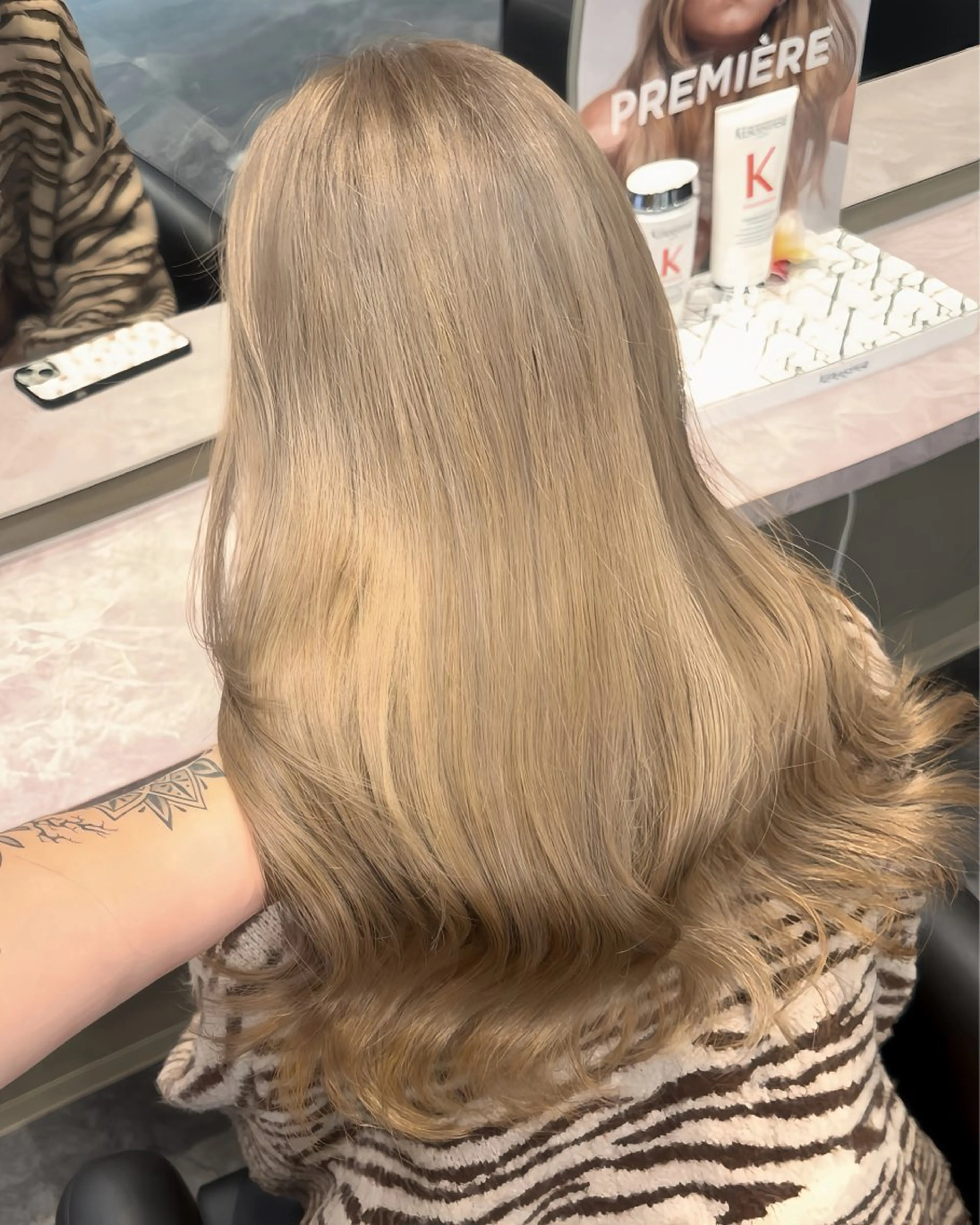 ロング カラー 🇺🇸海外デザイン iCON TOKYOのヘアスタイル