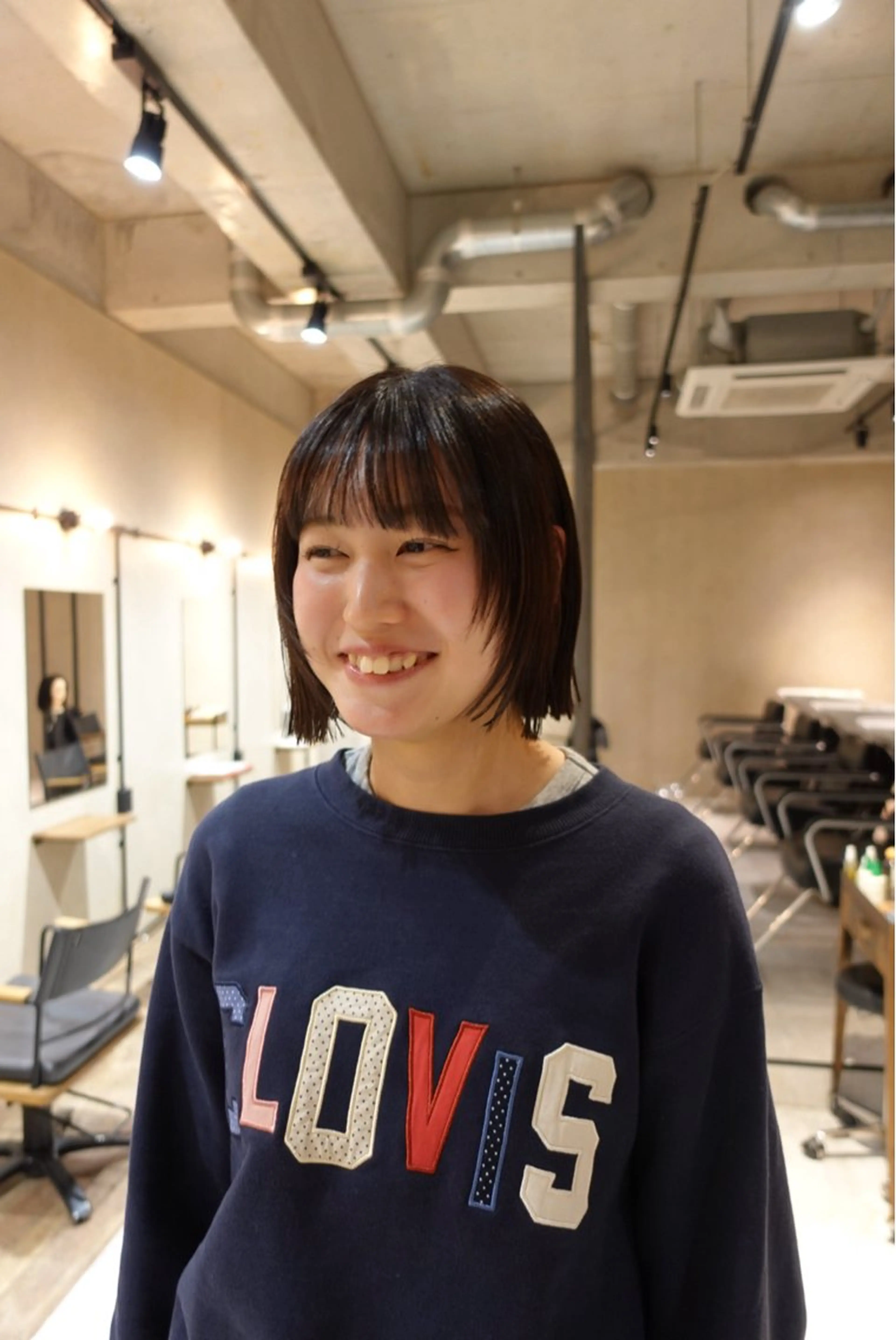 ショート 切りっぱなしボブ ボブ レイヤーカット カット トリートメント 菅野 紗弥のヘアスタイル