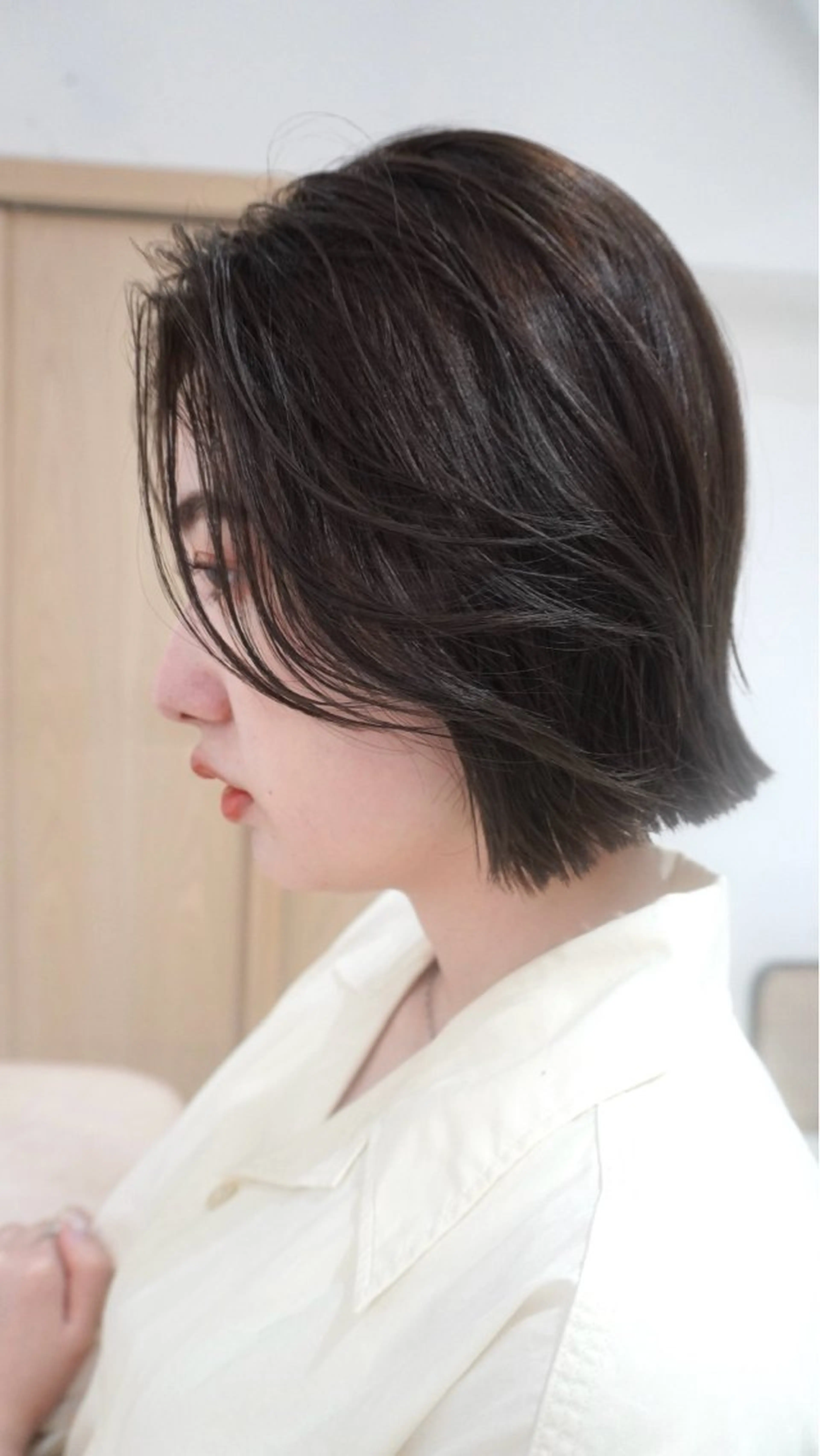 ショート カラー 透明感カラー グレージュ オリーブグレージュ オリーブグレー ヘアカラー トリートメント カットモデル募集中 千葉大夢のヘアスタイル