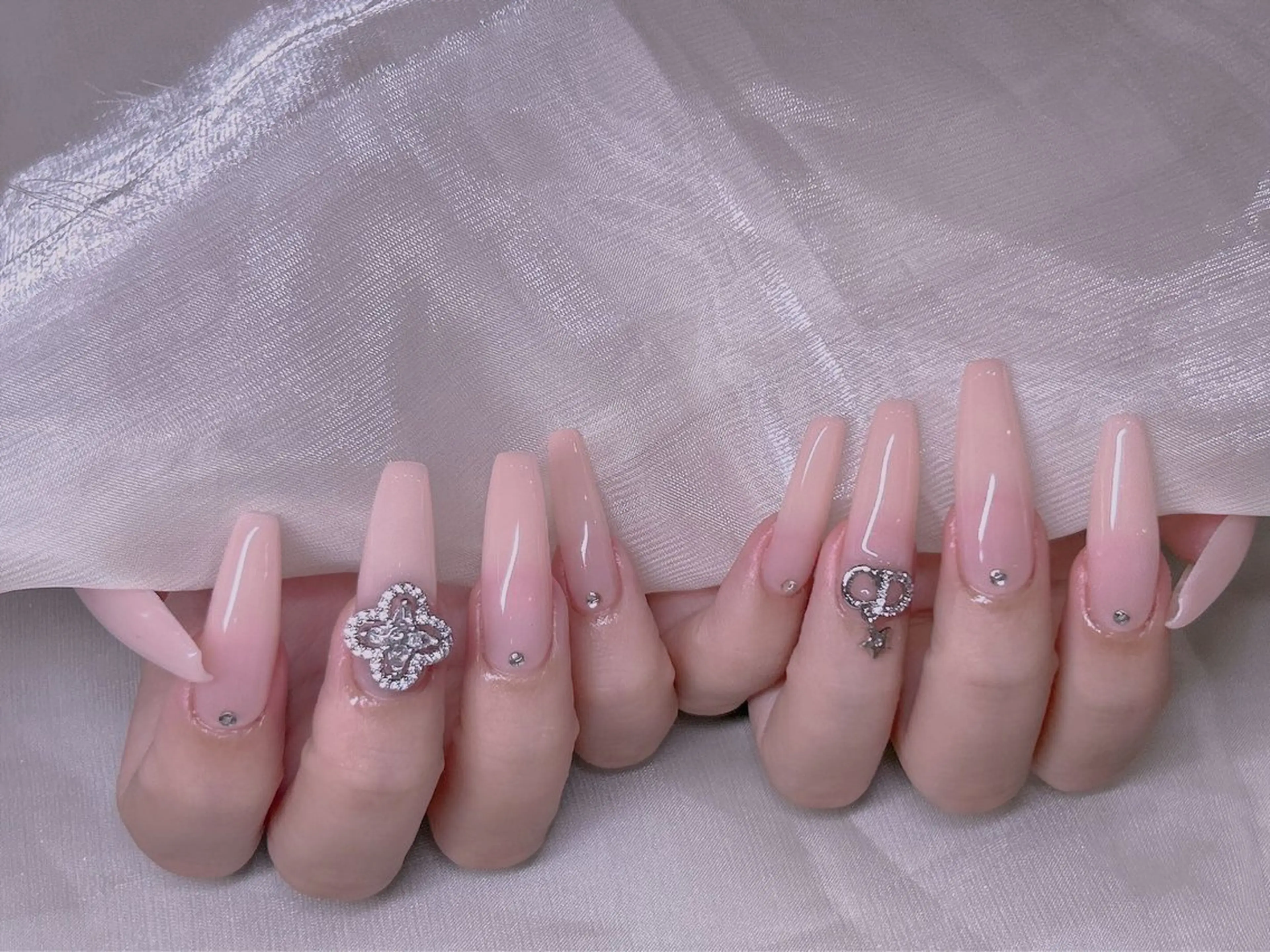 ネイル ハンドネイル エムズ ハヤシのネイルデザイン