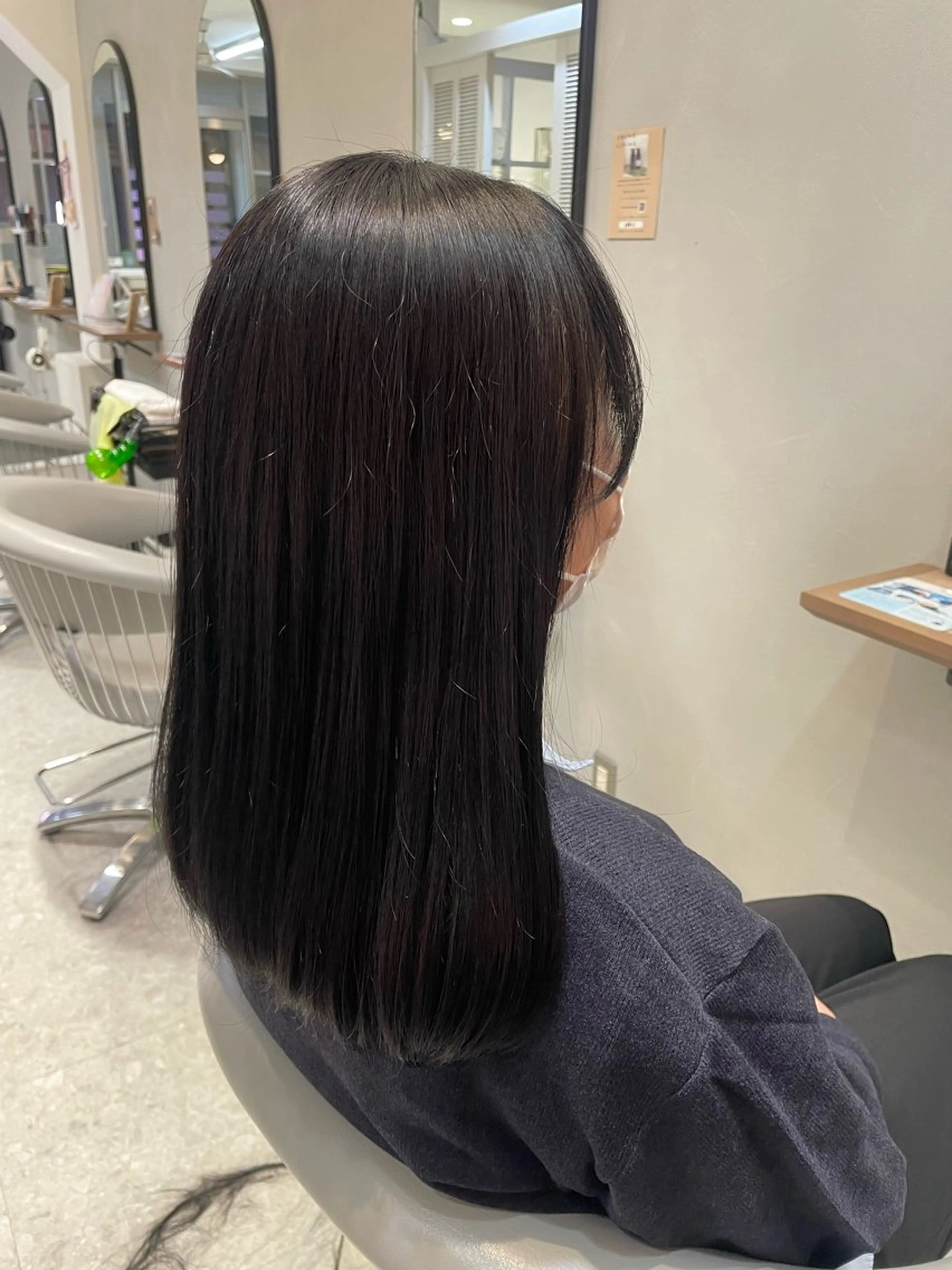 ミディアム カット 縮毛矯正 トリートメント ハイレート🤍🫧 池田のヘアスタイル