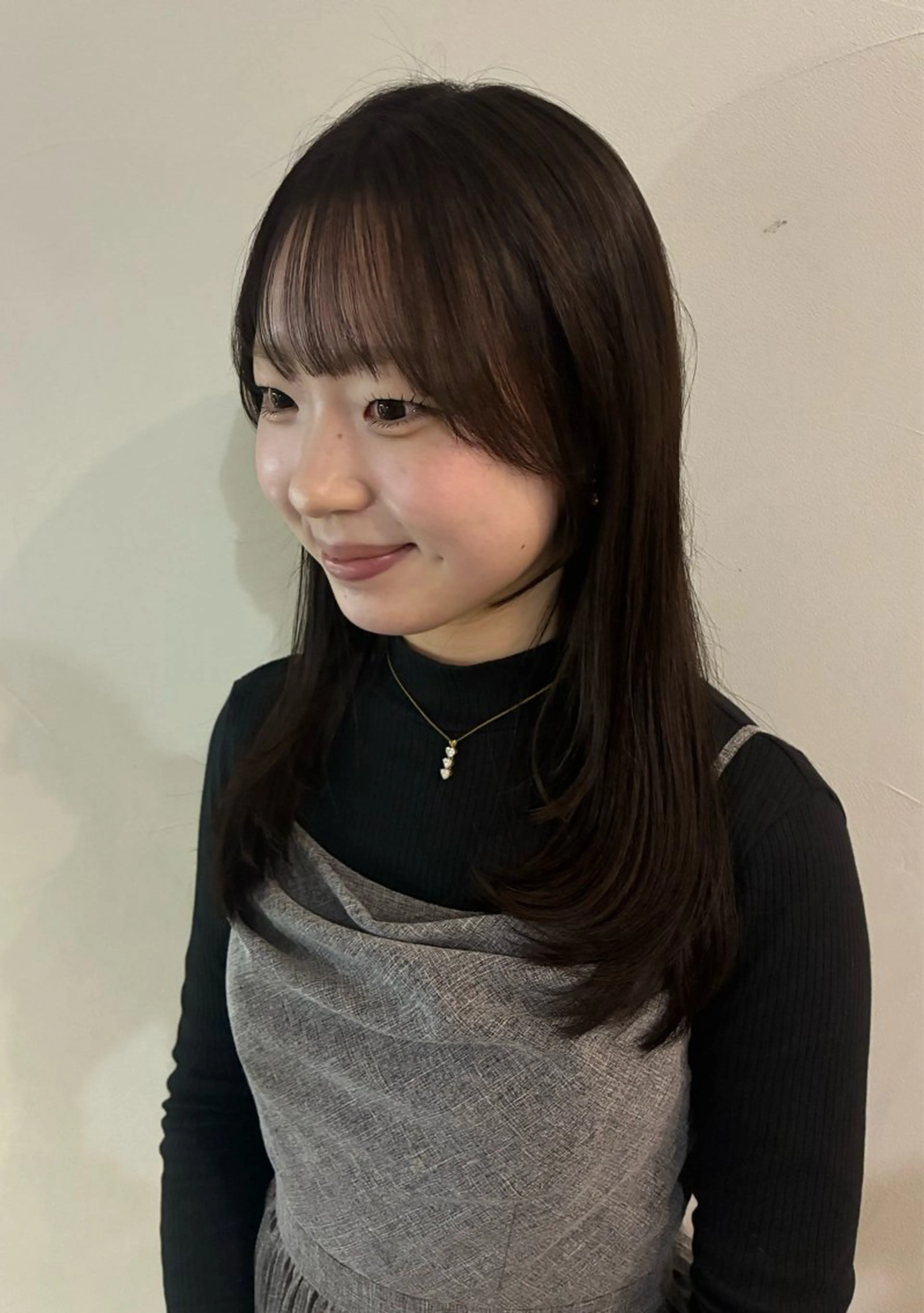 ミディアム レイヤーカット カット ヘアカラー トリートメント 「似合わせ/髪質改善 《ワタル》」のヘアスタイル