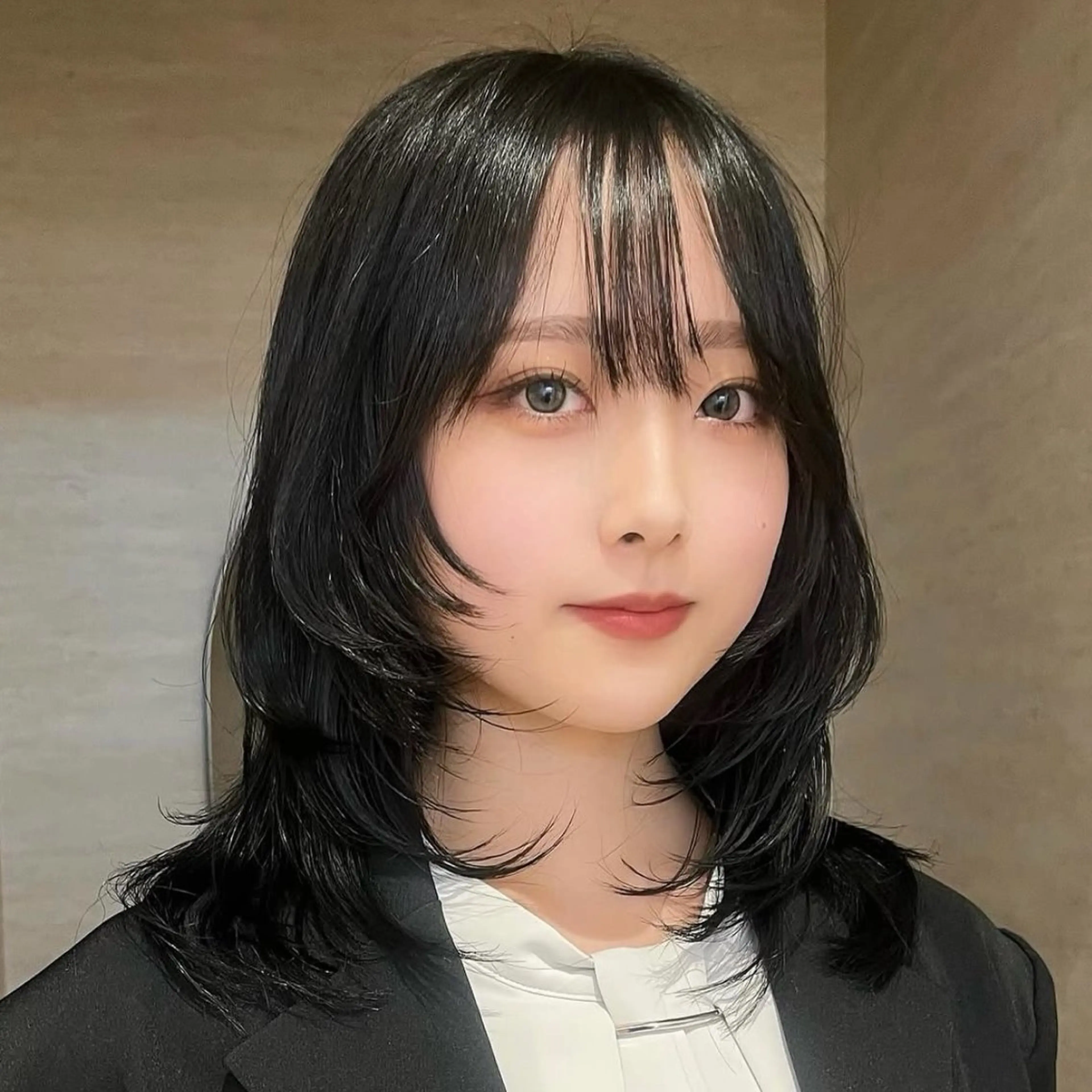 セミロング カラー カット ヘアカラー トリートメント ヘッドスパ レイヤー/暖色カラー 🎀はるのヘアスタイル