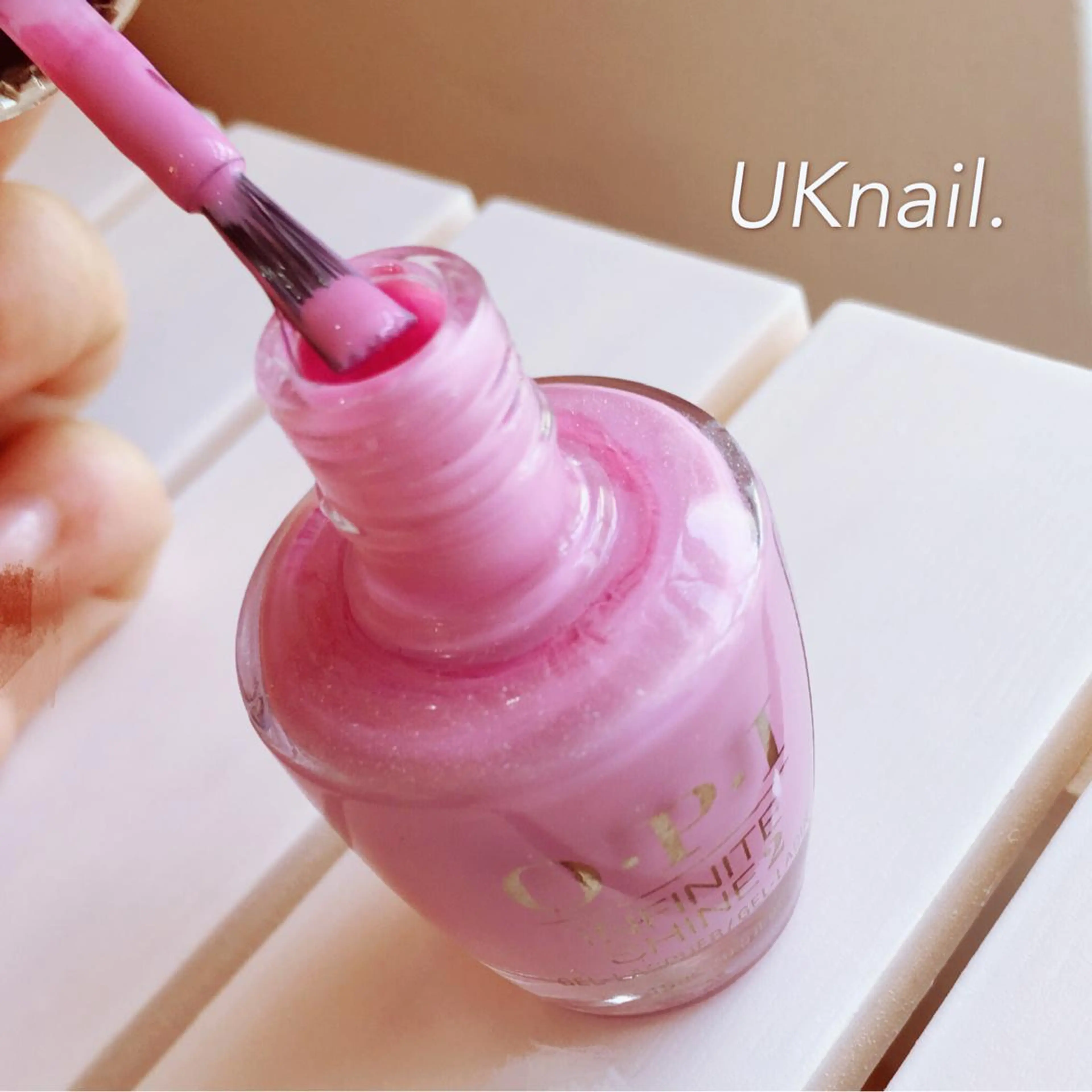 【形を整える+マニキュア10本塗り】【ペディキュアもok!】の写真