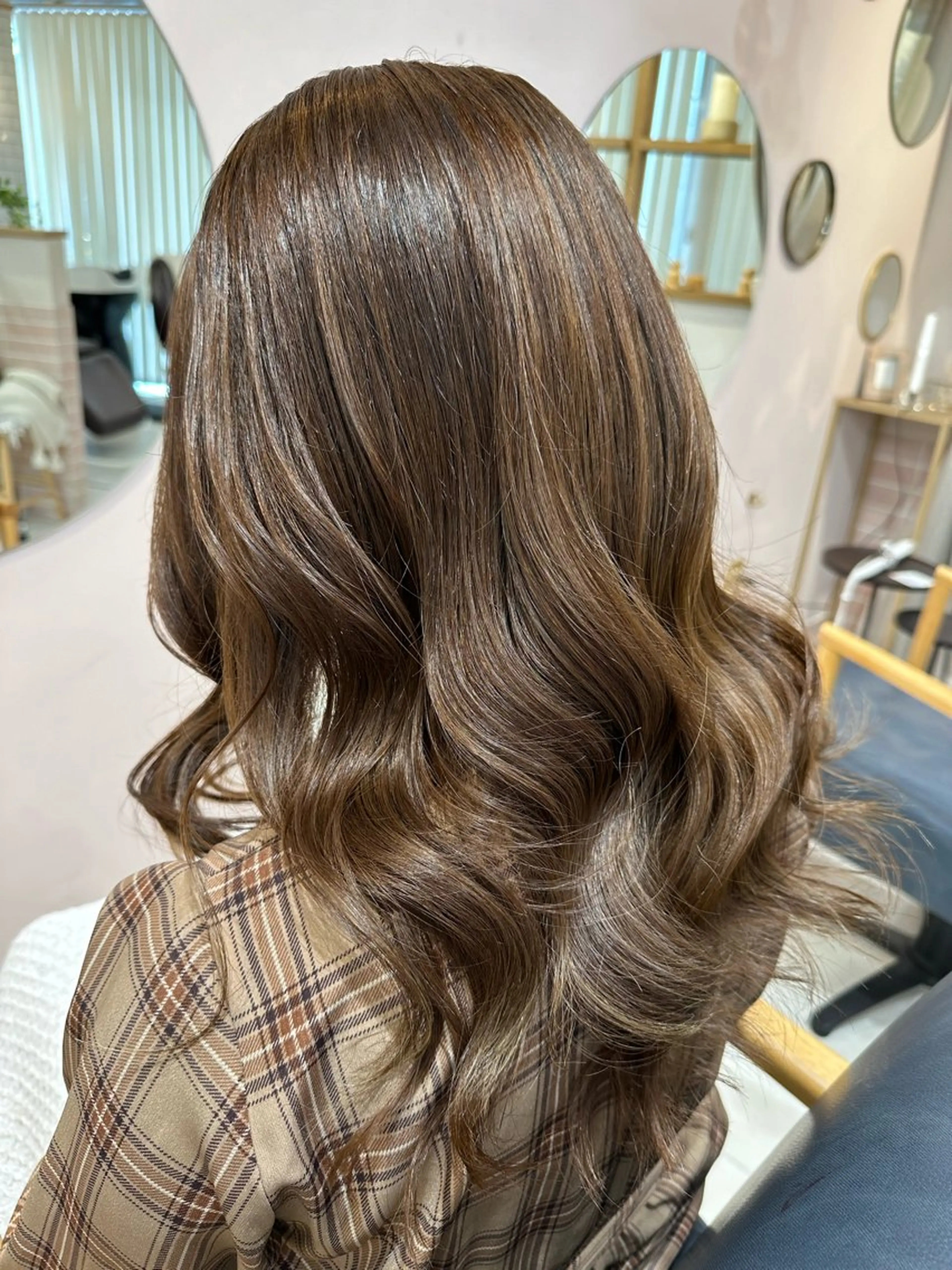 セミロング カラー ベージュカラー 透明感カラー 篠原 美月のヘアスタイル