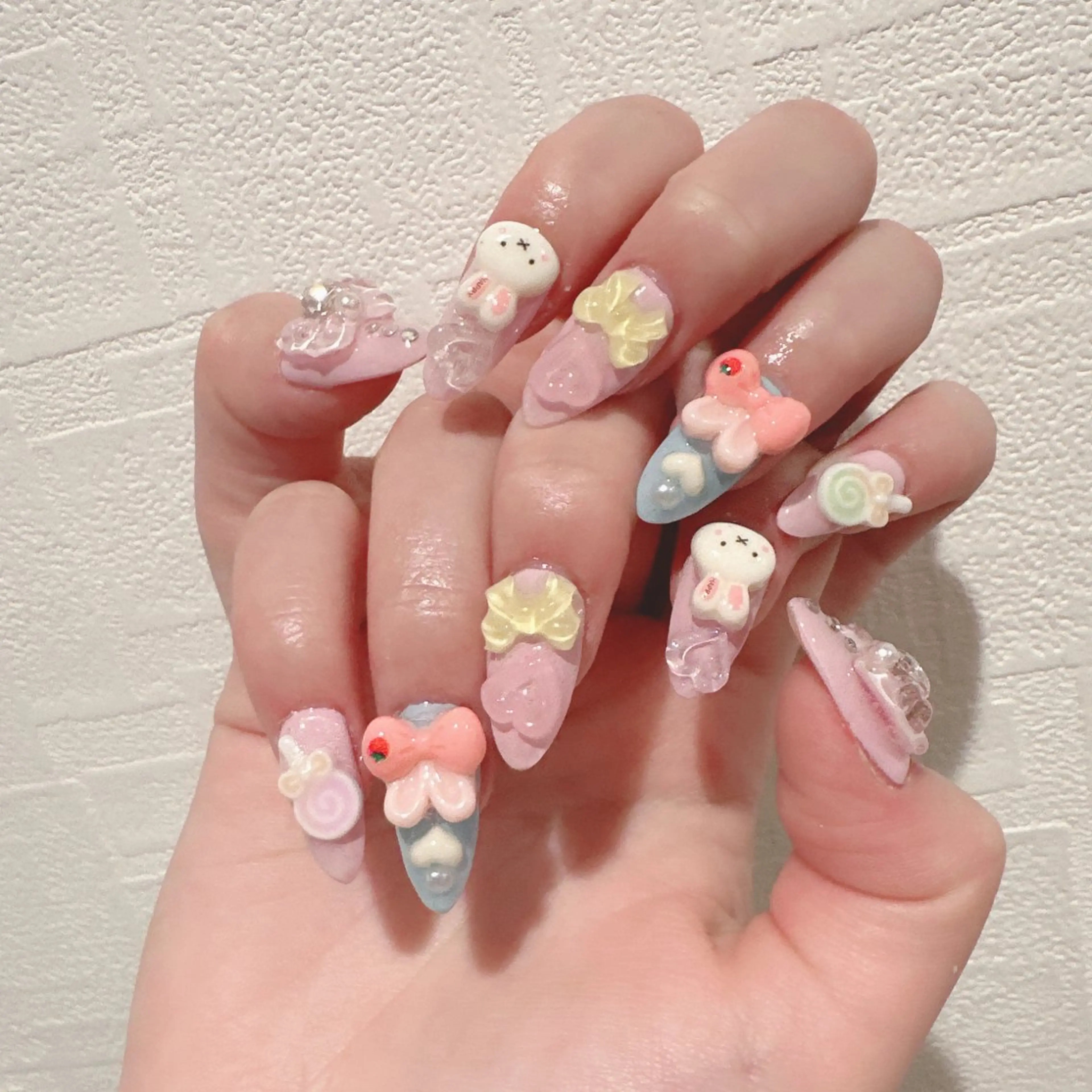 ネイル D-BEAUTY Nailsalonのネイルデザイン