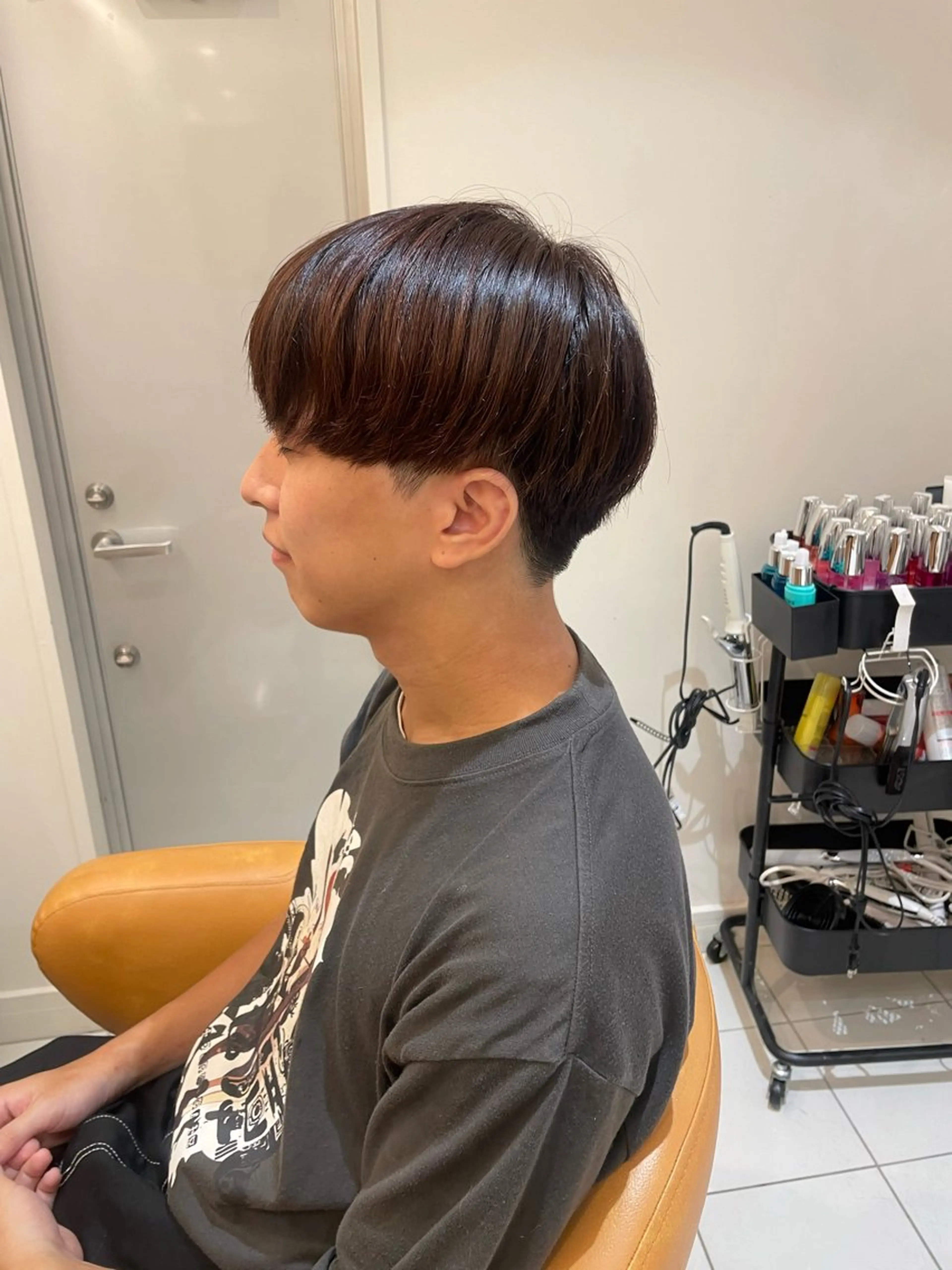 メンズ マッシュ 刈り上げ 🌷【暖色艶カラー】 shiori🌷のヘアスタイル