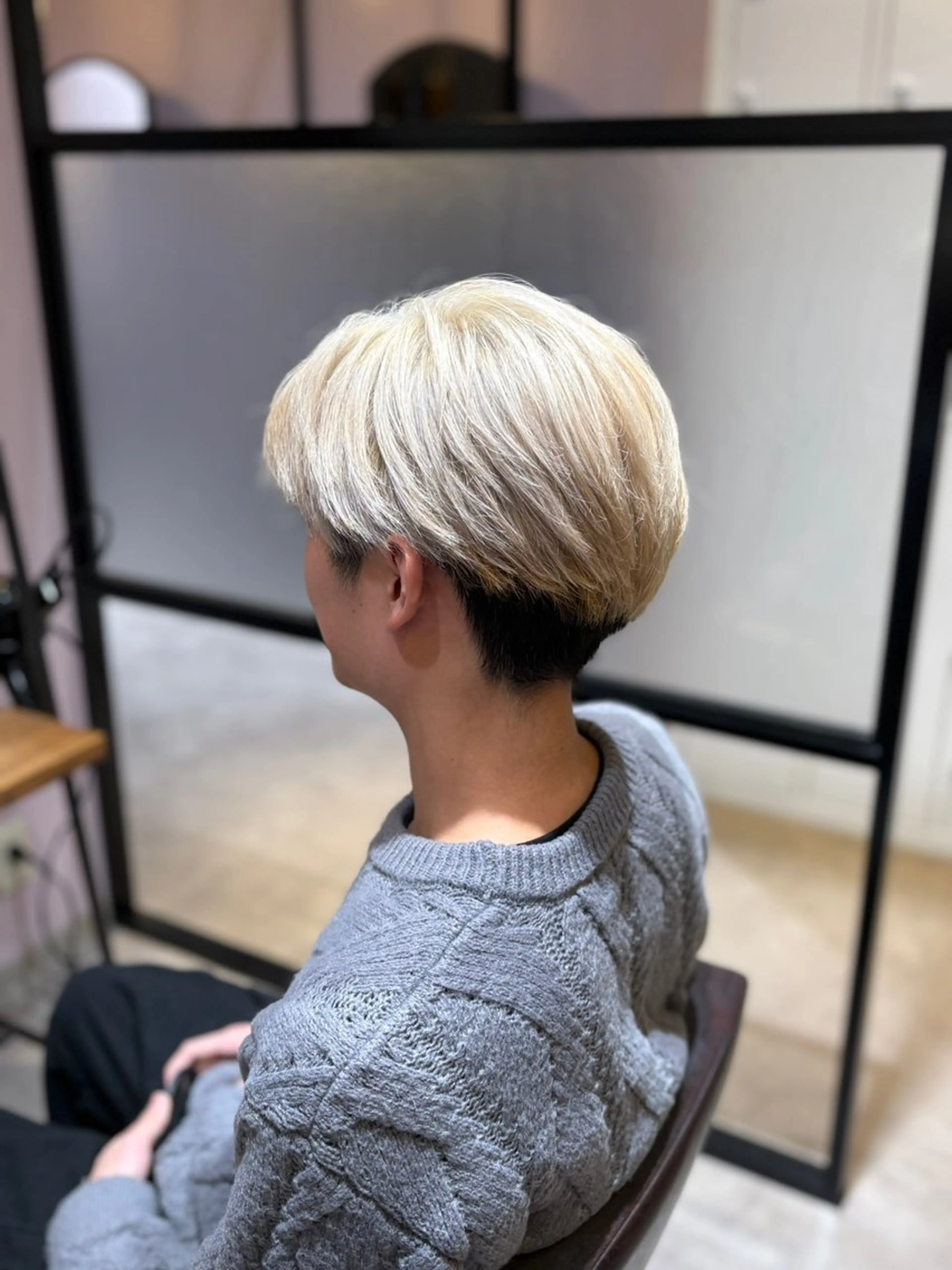 ショート カラー メンズ 作野 潮織のヘアスタイル