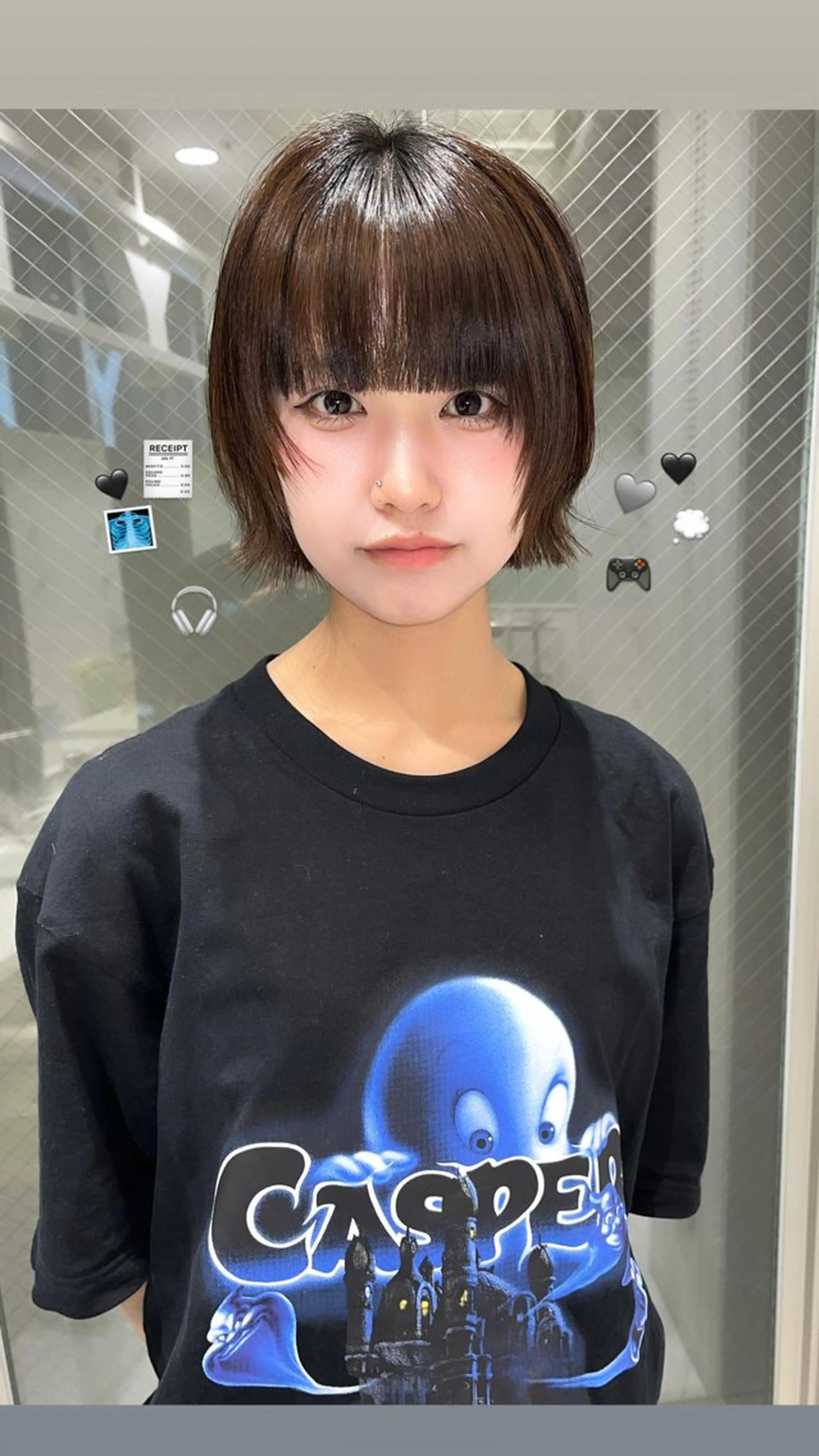 ショート ウルフカット／吉村 桃子のヘアスタイル