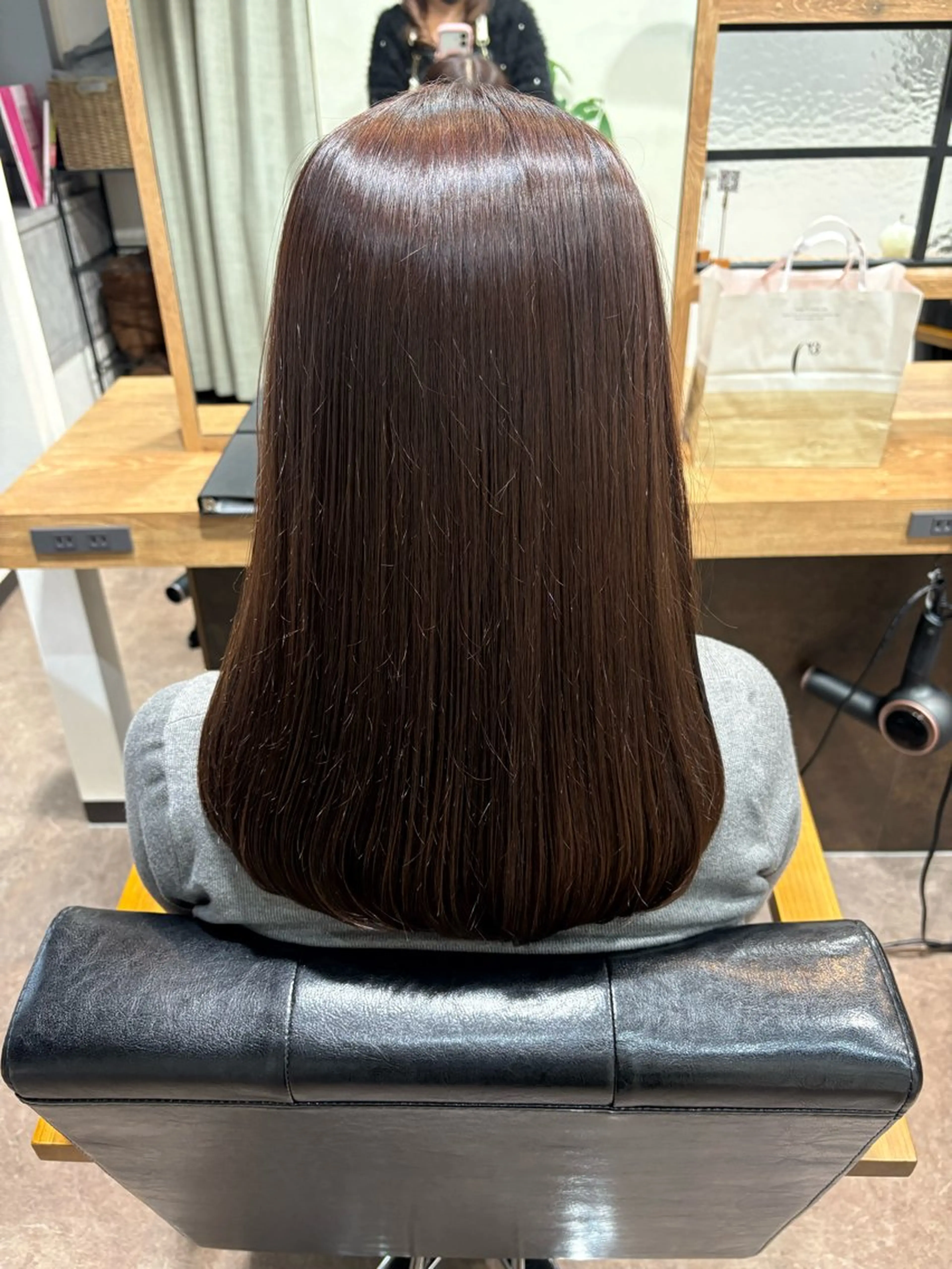 ロング ‎🤍あずみ 🤍パーマのヘアスタイル