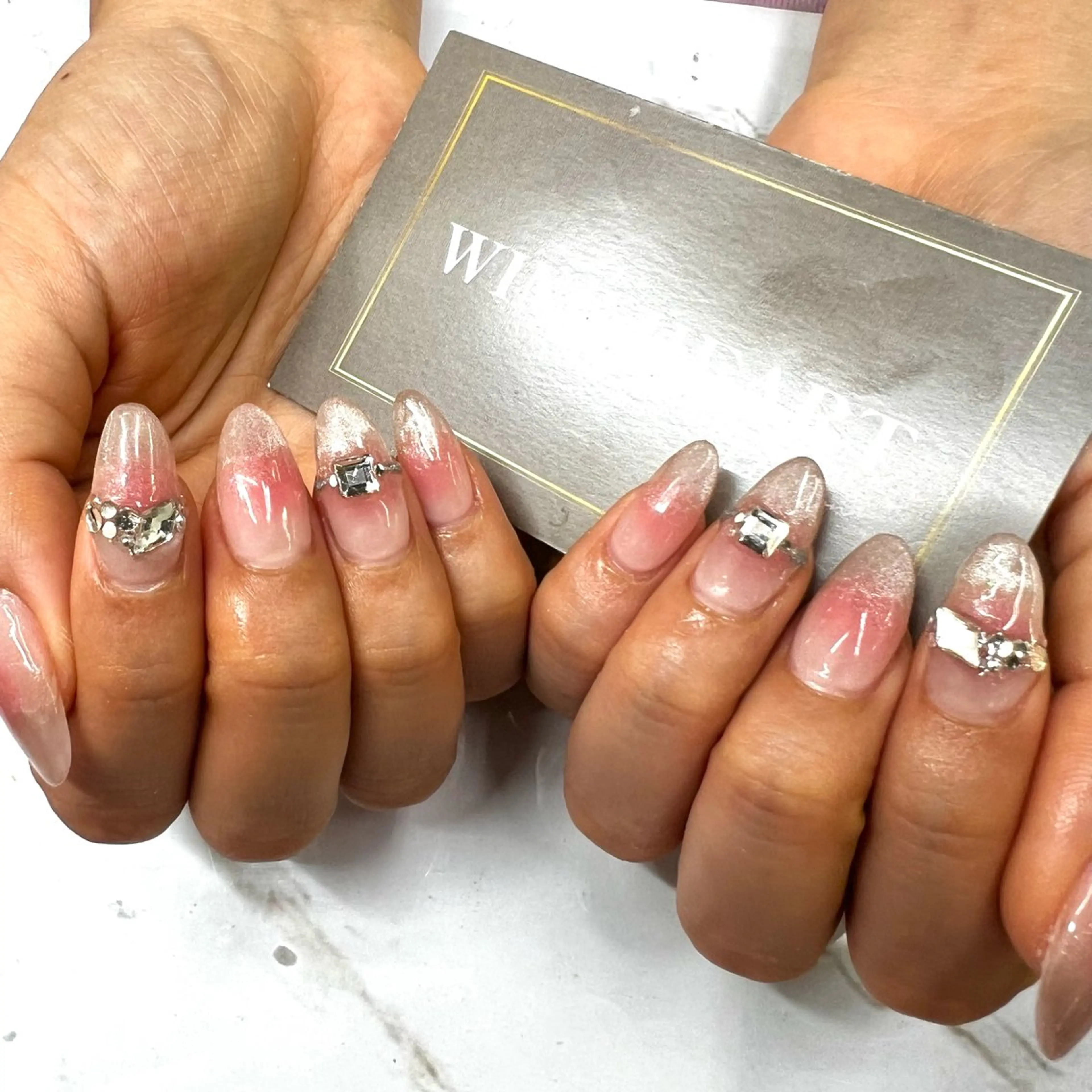 ネイル I. AYUMIのネイルデザイン