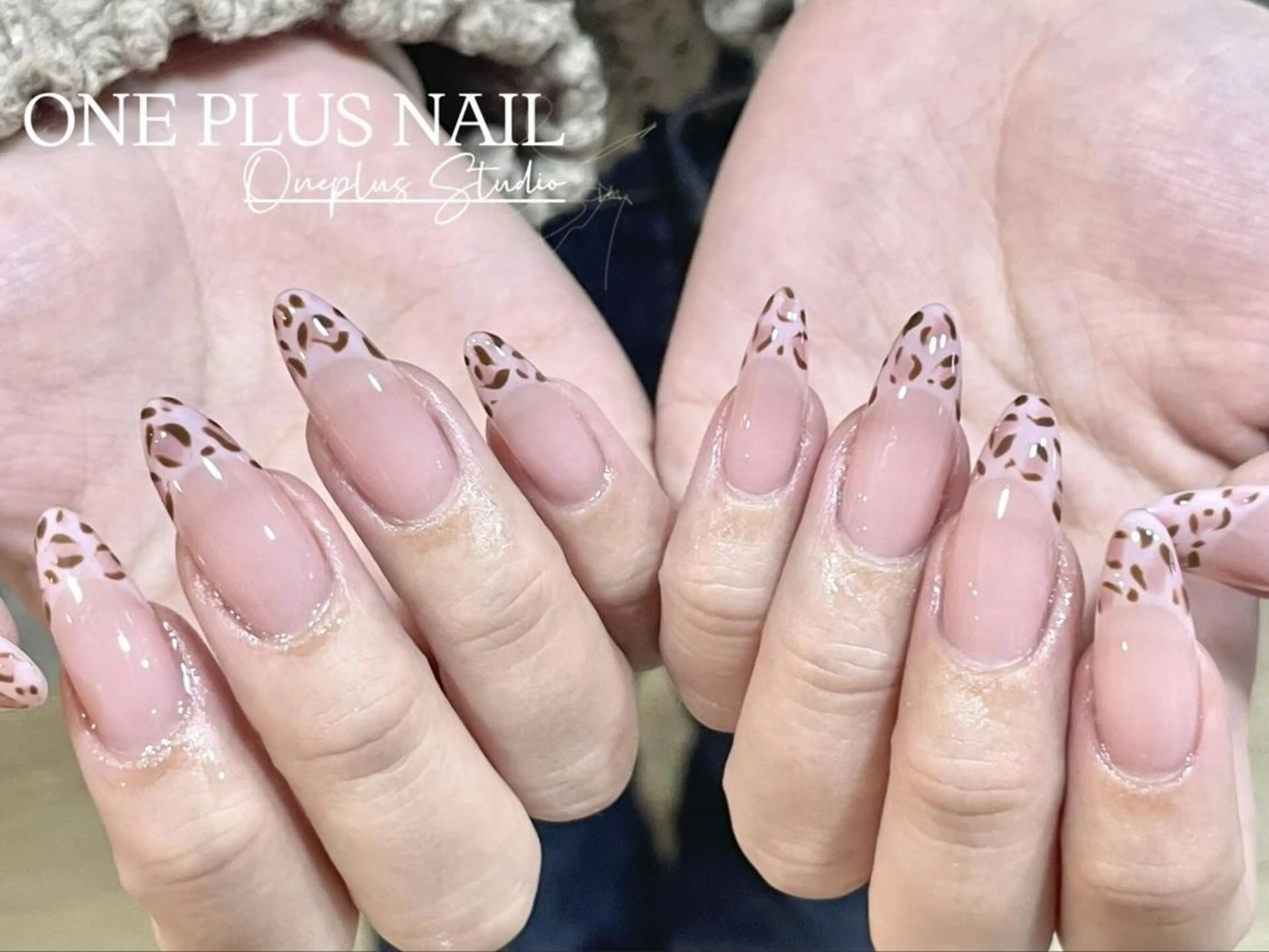 ネイル ガーリー ハート キラキラネイル 韓国ネイル ロングネイル One Plus Nail Salonのネイルデザイン