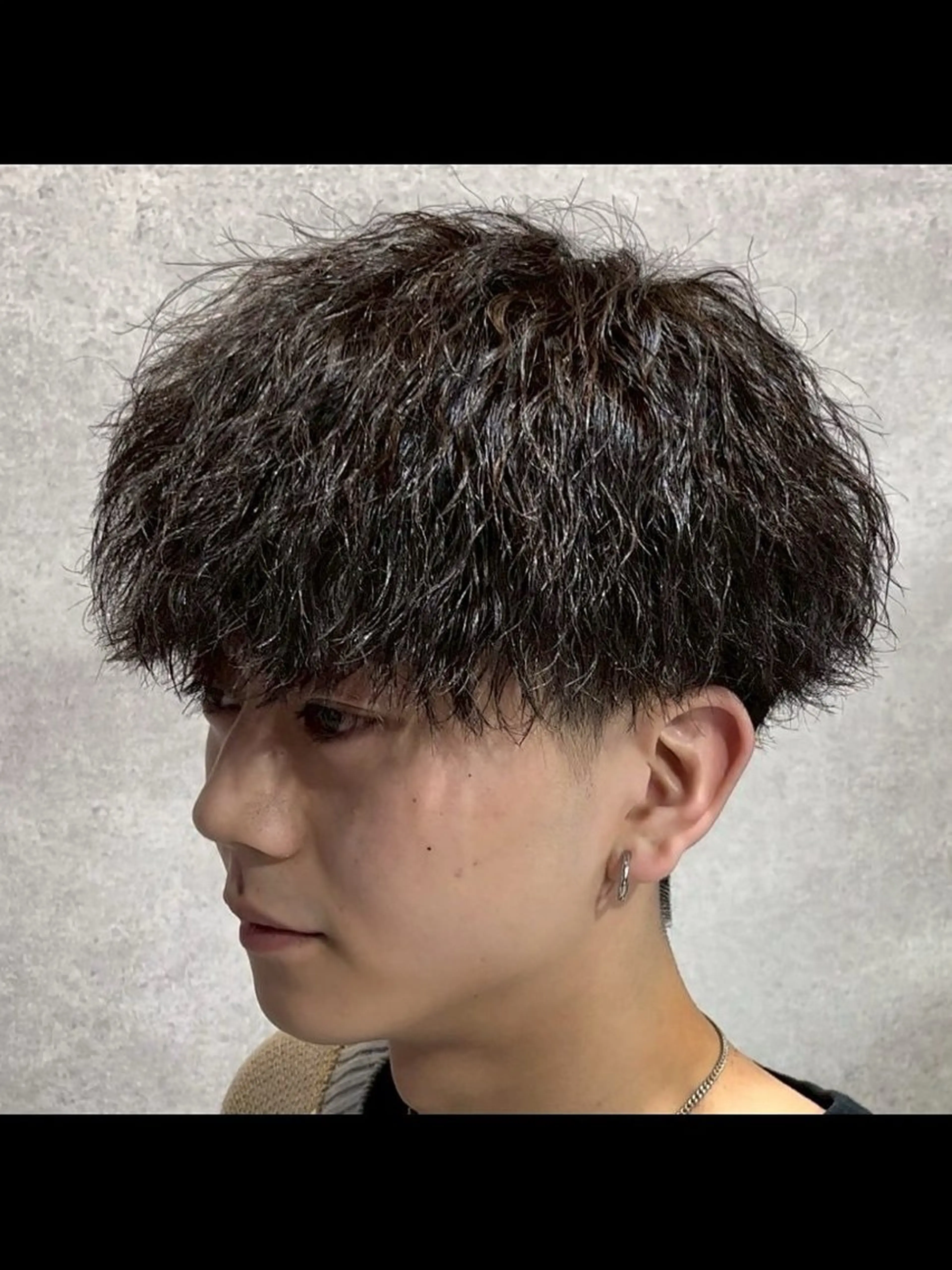 カラー パーマ ヘアアレンジ メンズ デザイン/ハイトーン 指名No.1パフのヘアスタイル